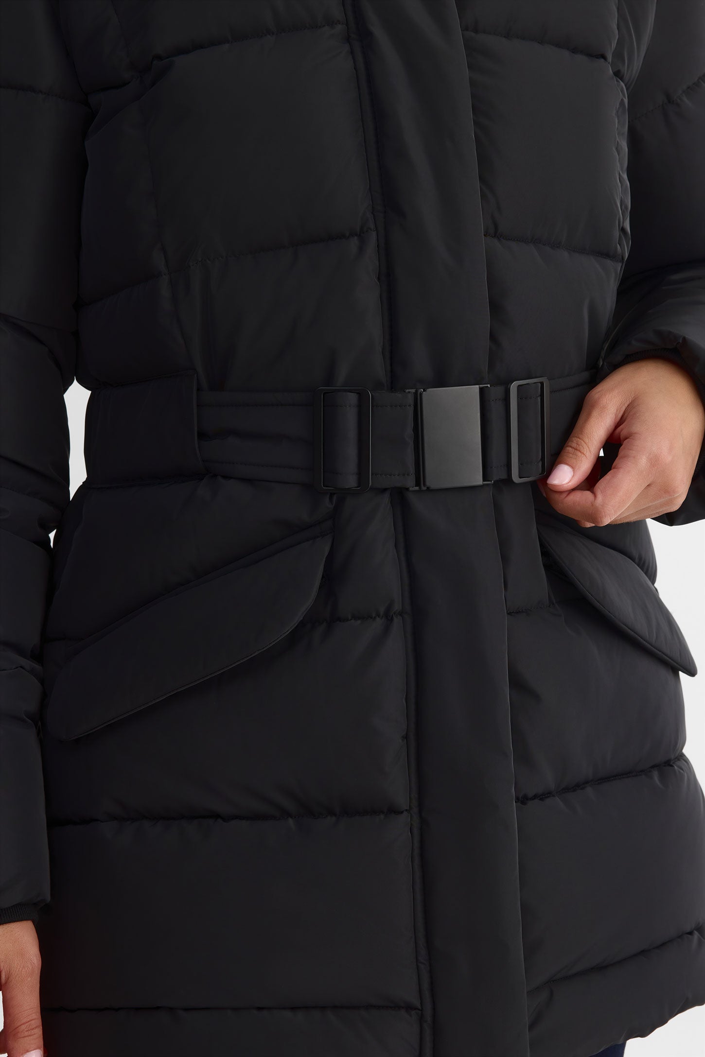 Manteau isolé avec capuchon - Femme && NOIR