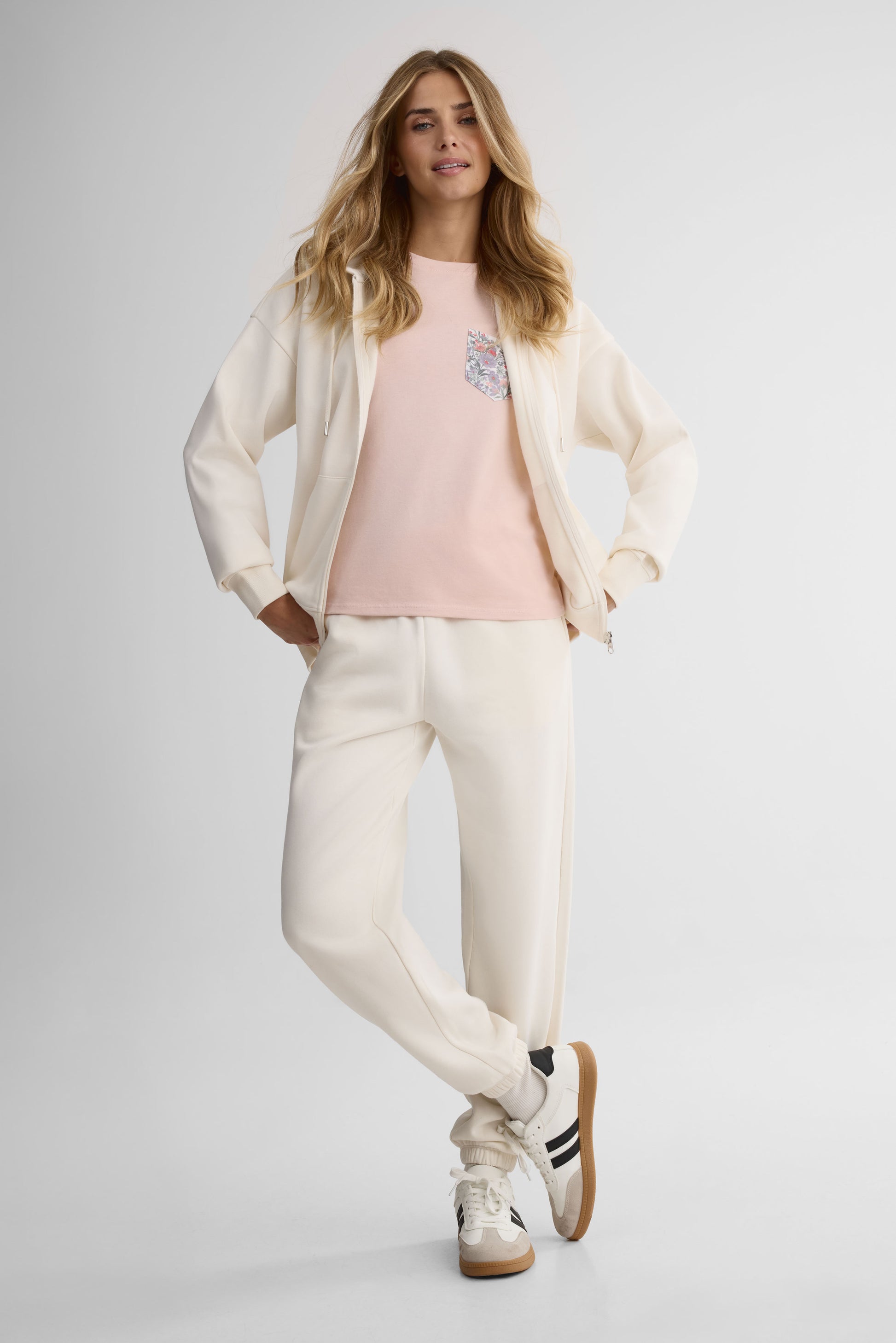 Chandail manches courtes en jersey coton 2/30$ - Femme && ROSE