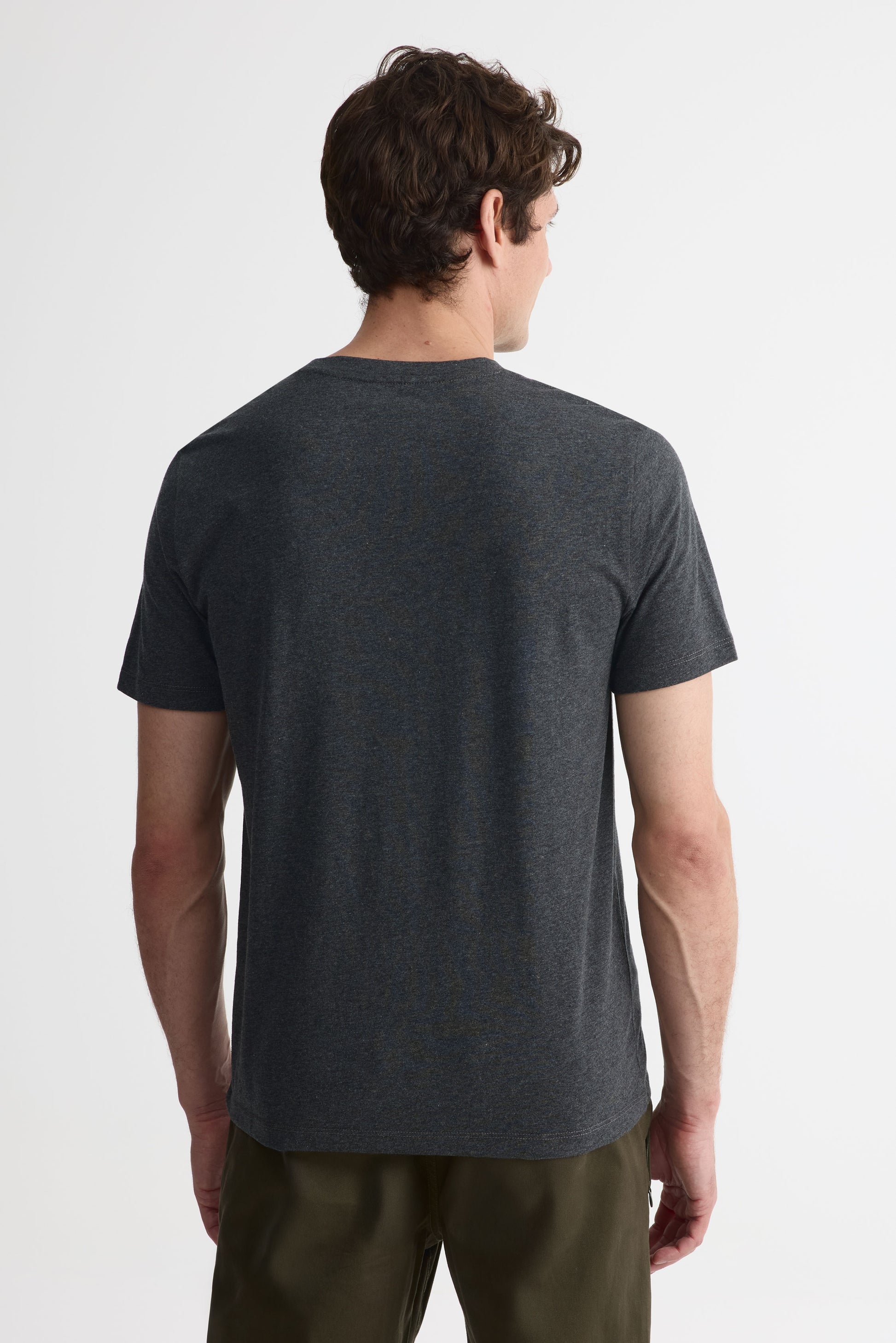 Chandail M/courtes uni avec poche 2/30$ – Homme && CHARBON MIXTE