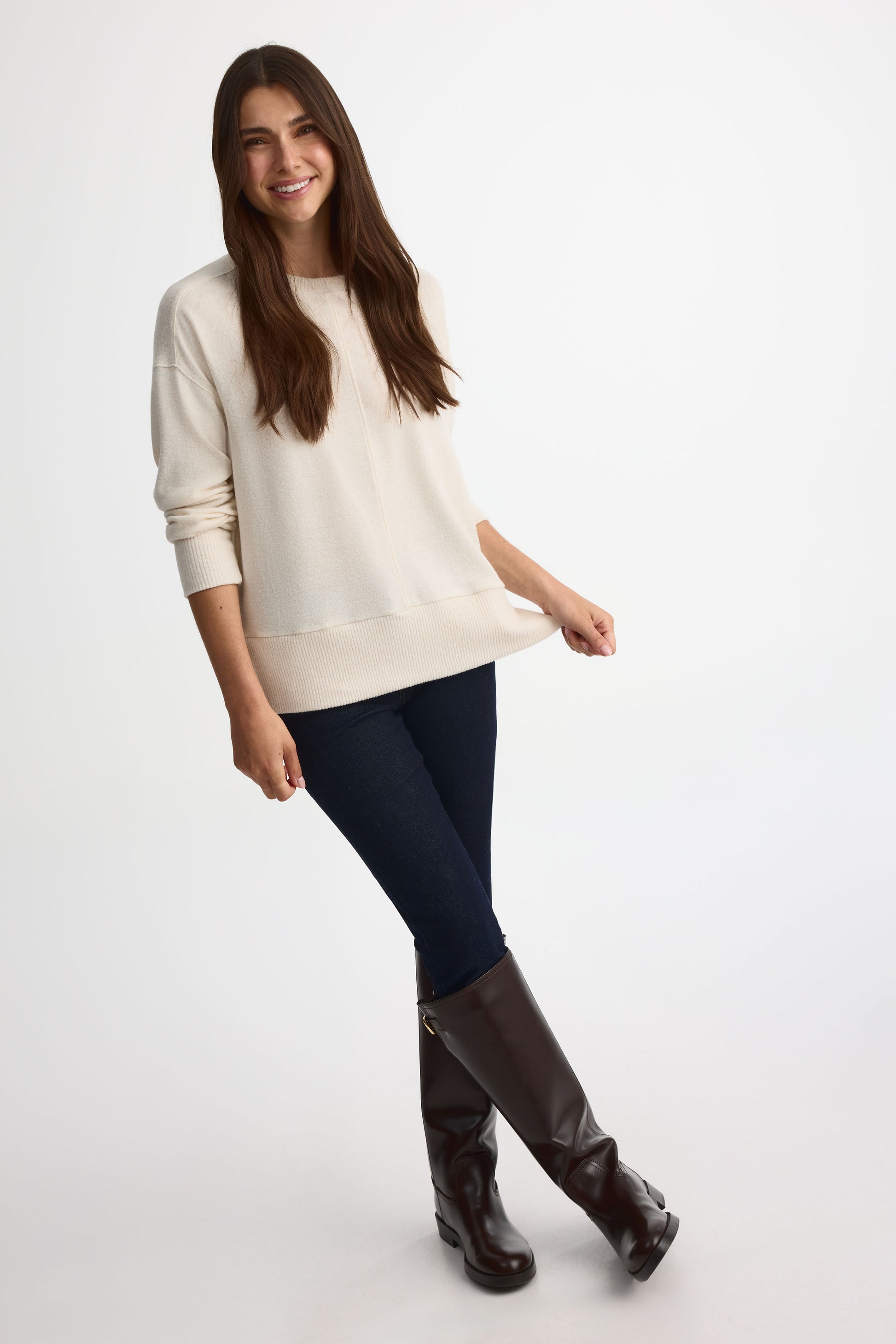 Chandail tricot col rond manches longues – Femme && BLANC CASSÉ