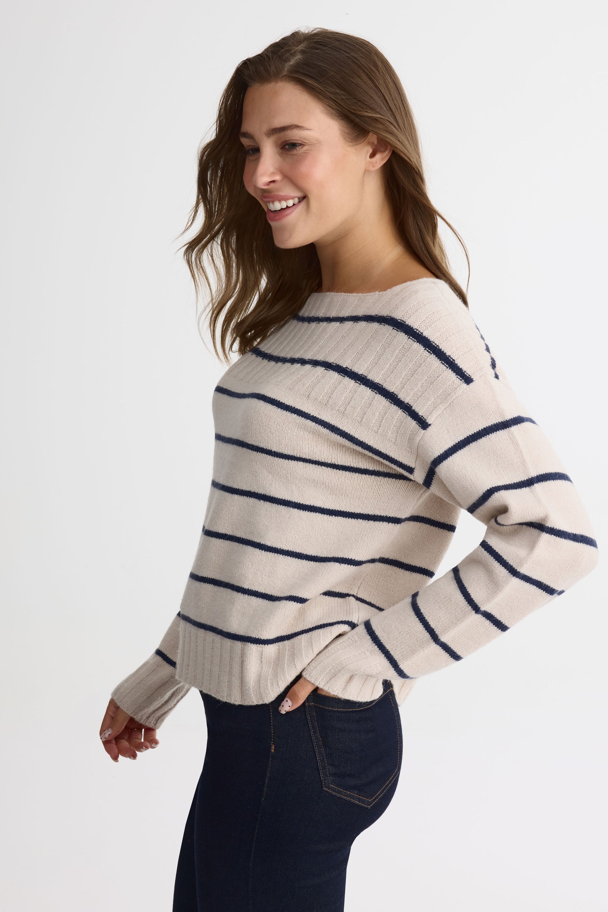 Chandail tricot rayé col bateau – Femme && OATMEAL