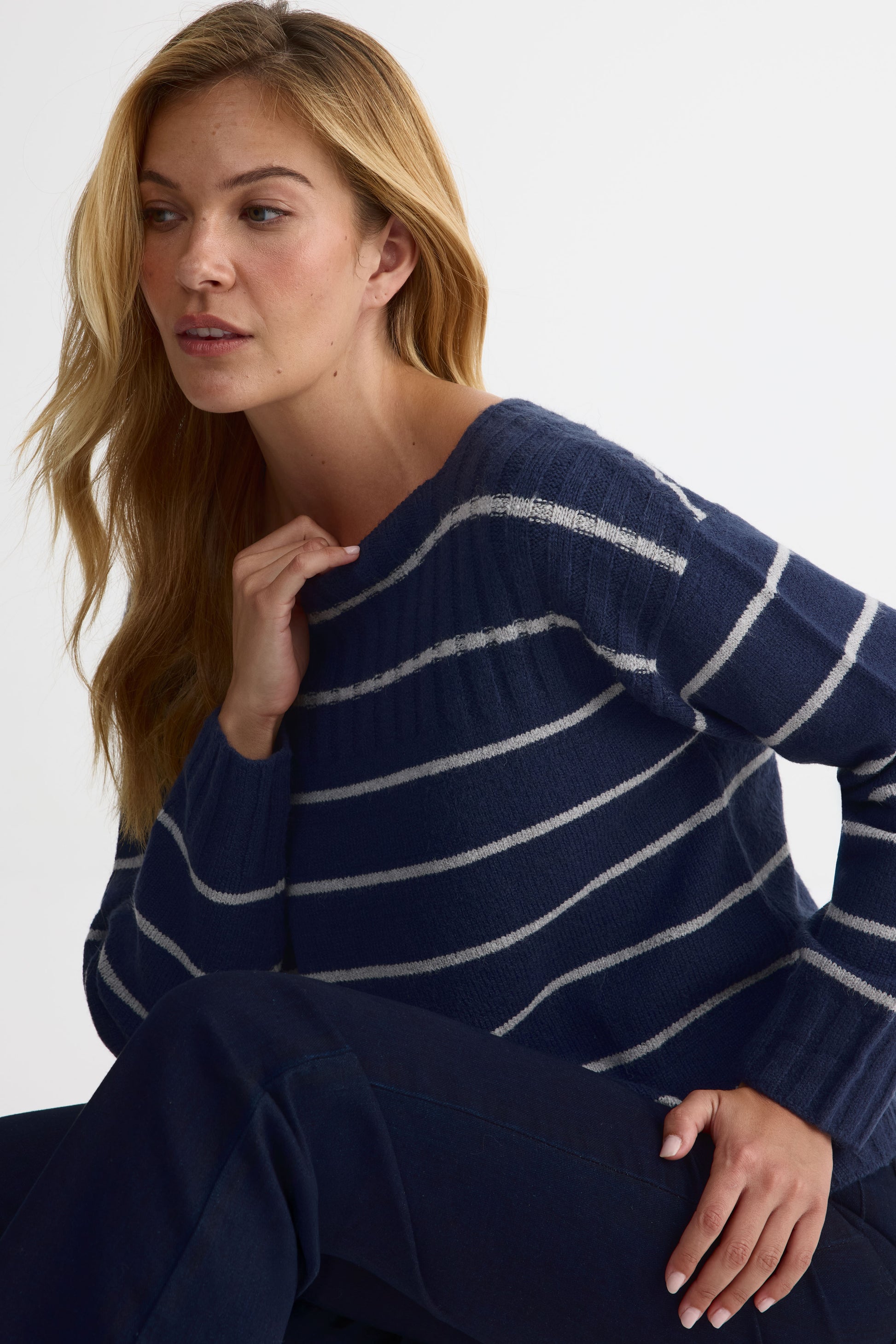 Chandail tricot rayé col bateau – Femme && MARIN/MULTI