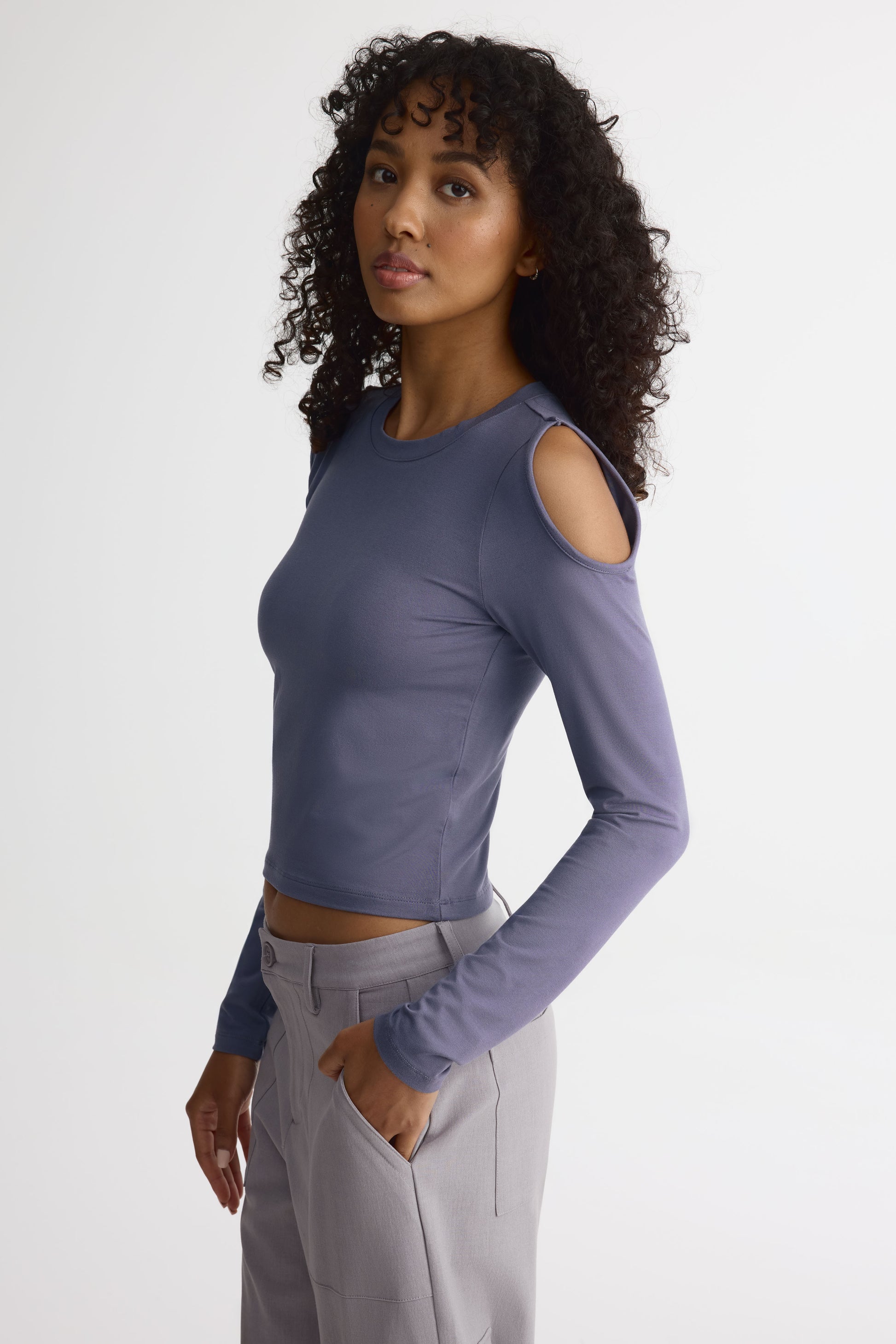 Chandail M/longues col rond – Jeune femme && GRIS