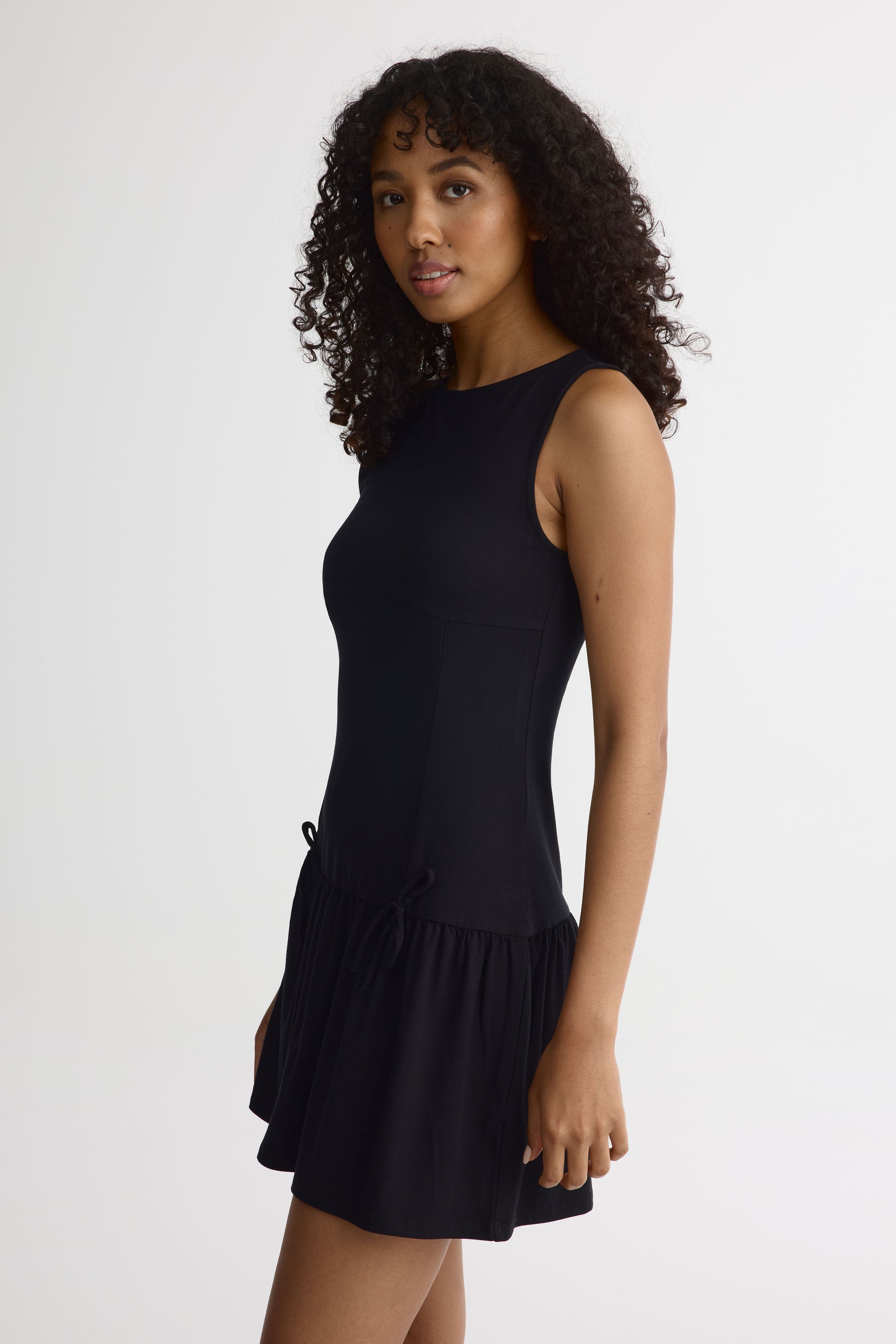 Robe à manches froncée - Femme && NOIR