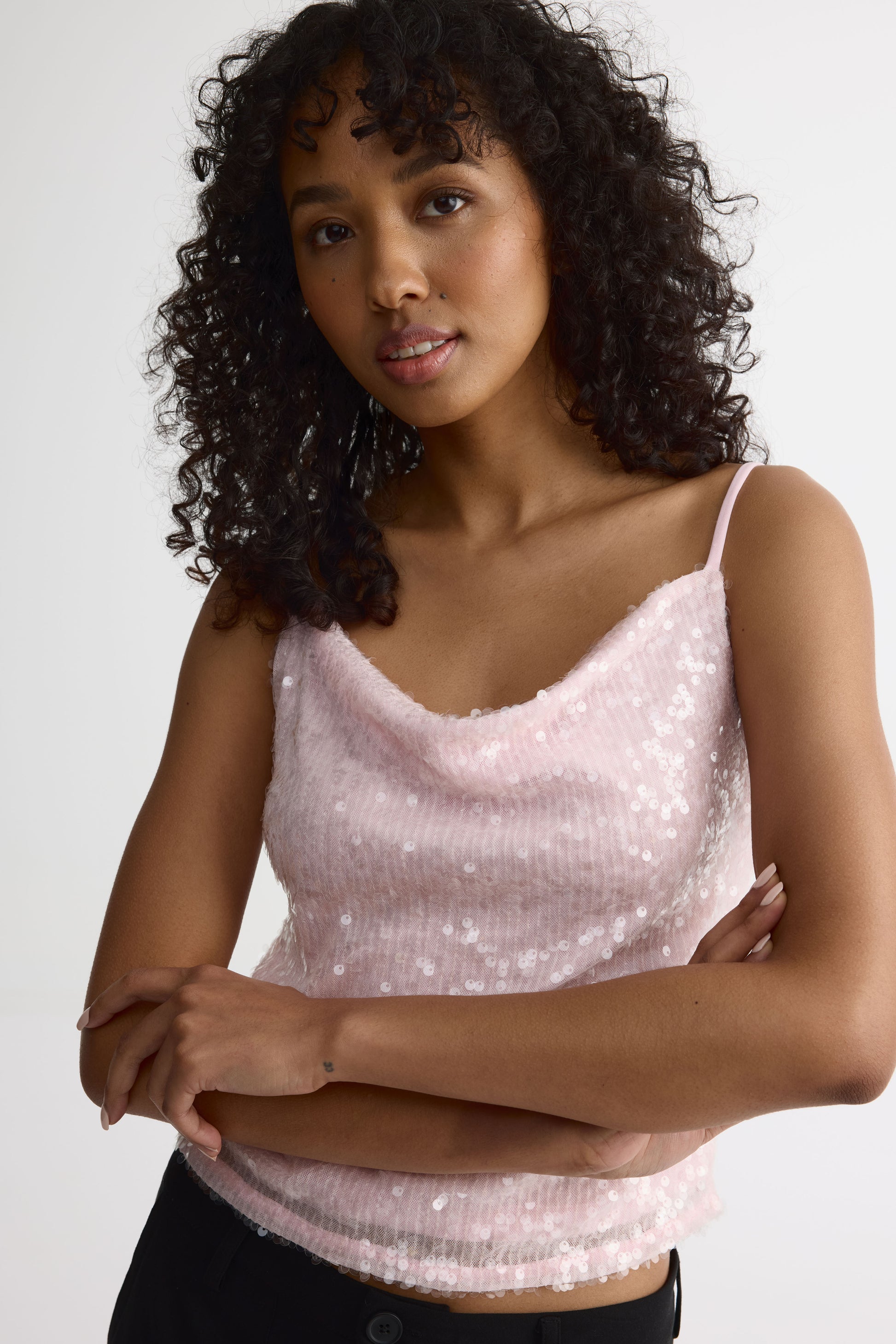 Camisole à sequins, coupe ample – Femme && ROSE