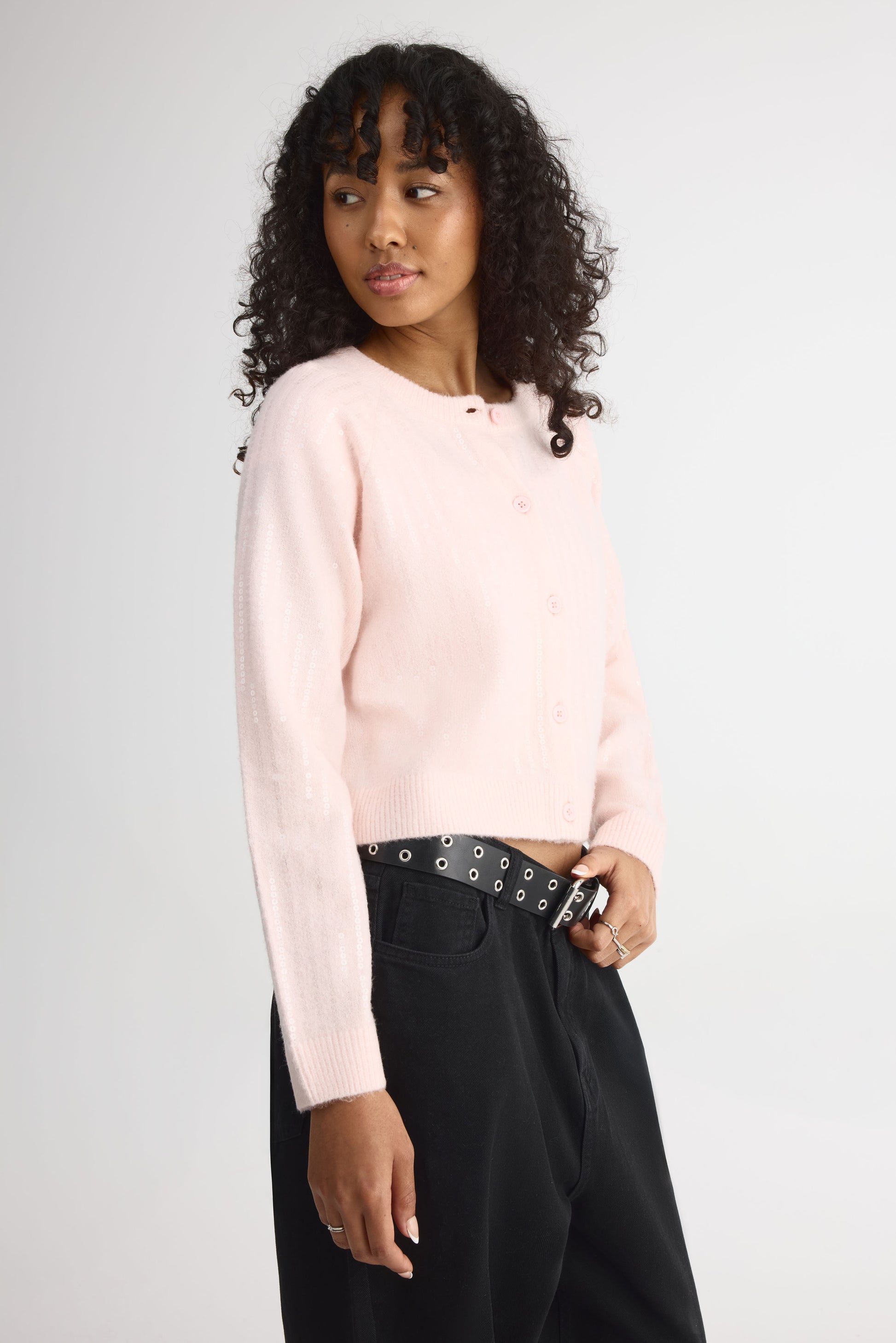 Cardigan cropped à sequins – Jeune femme && ROSE