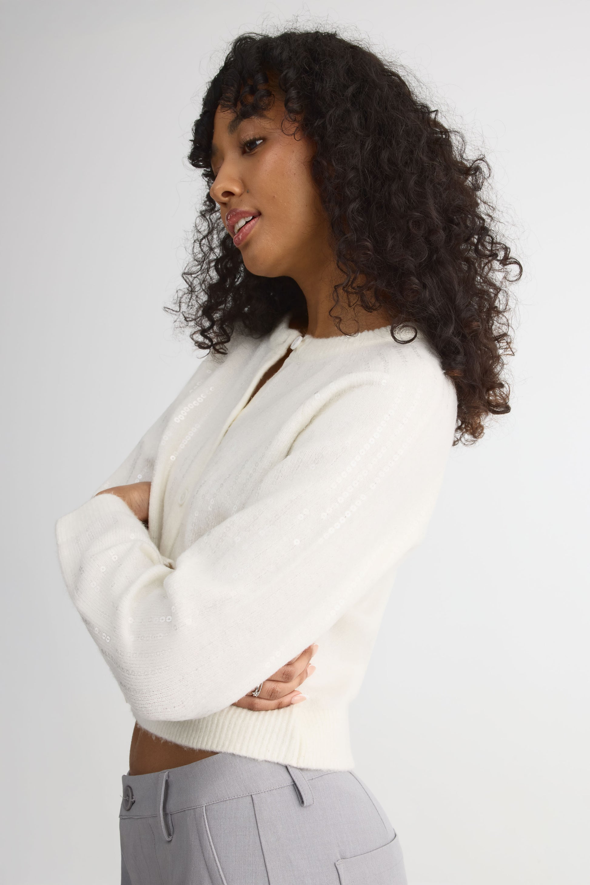 Cardigan cropped à sequins – Jeune femme && BLANC CASSÉ