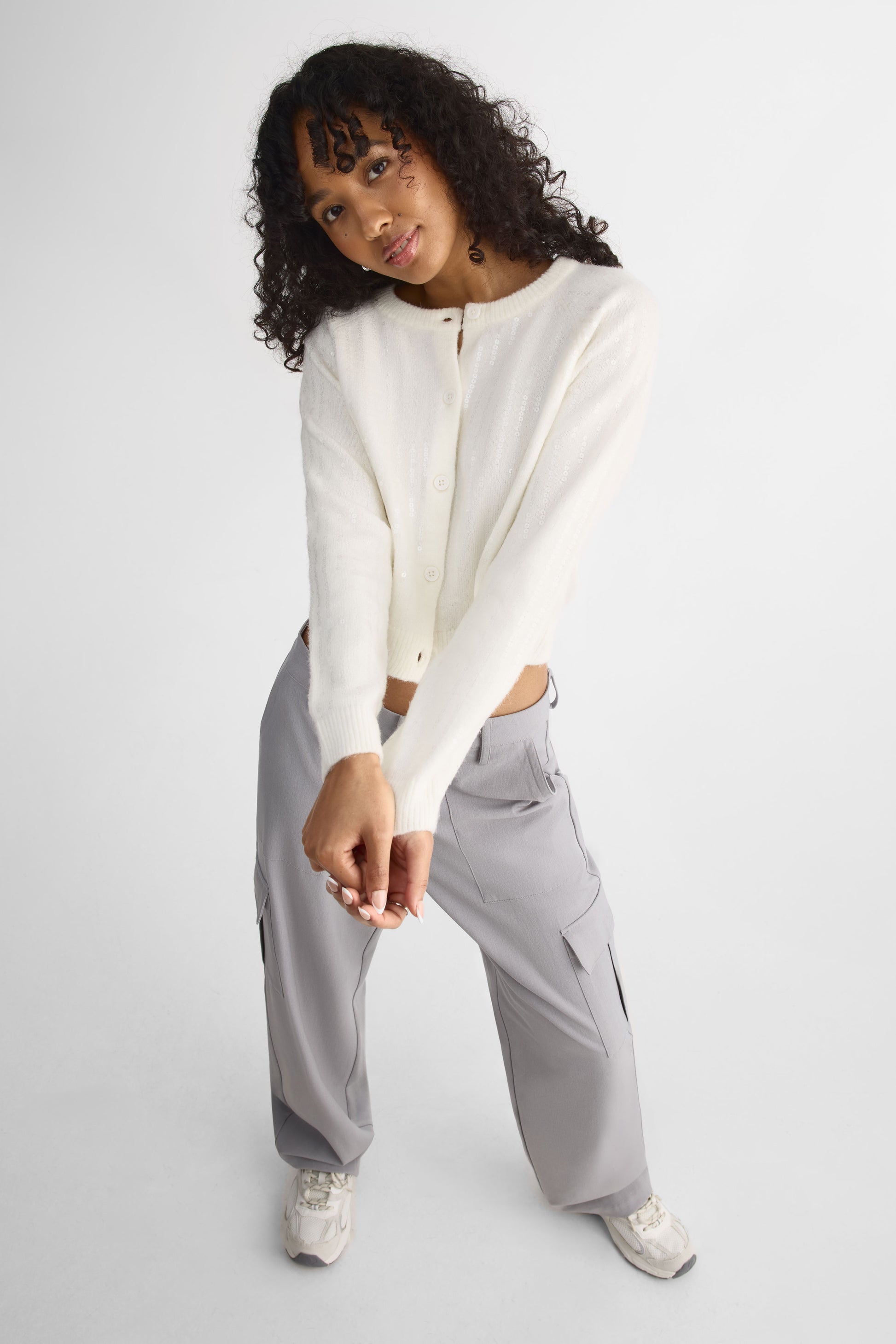 Cardigan cropped à sequins – Jeune femme && BLANC CASSÉ