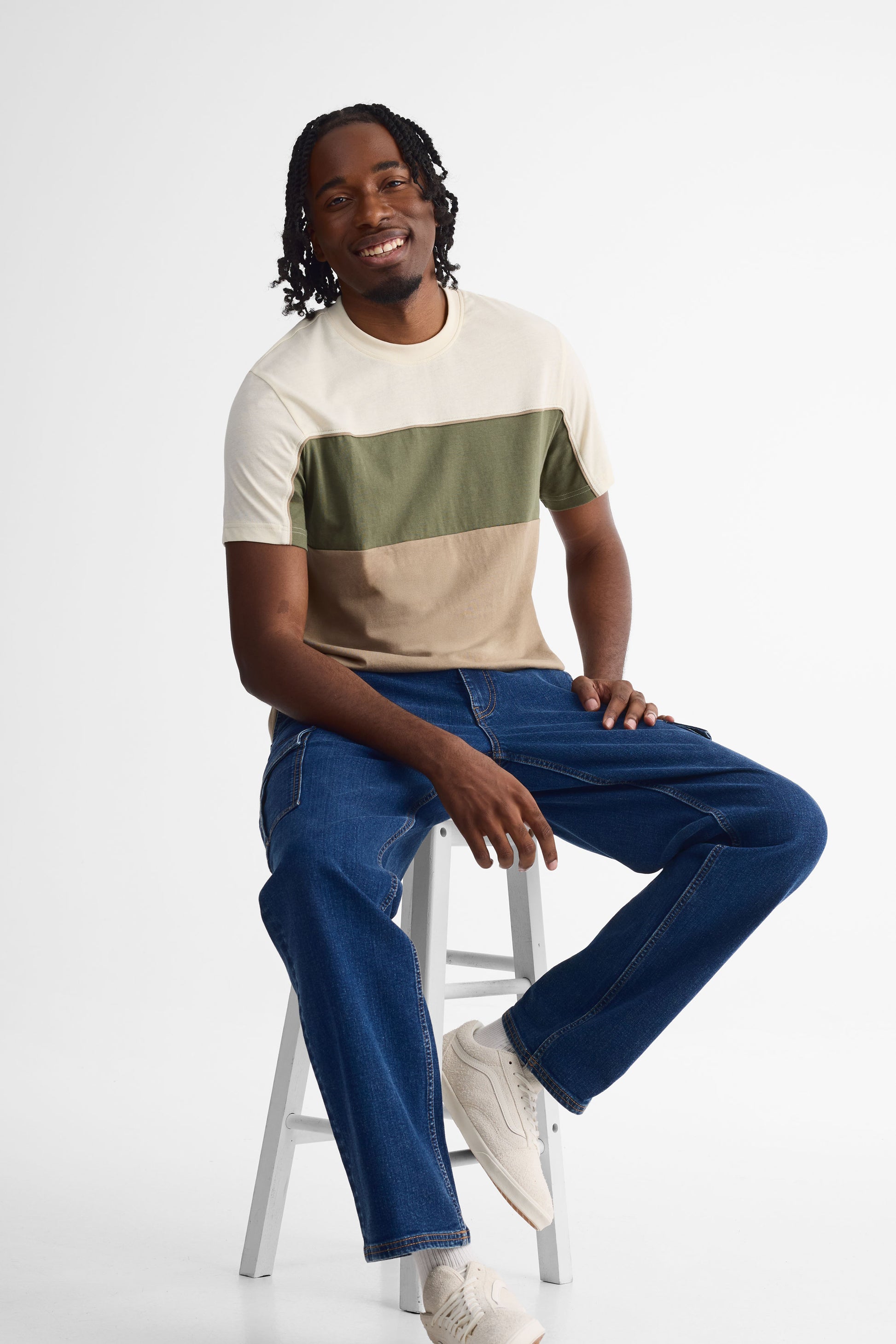Chandail col rond color block - Homme && TAUPE