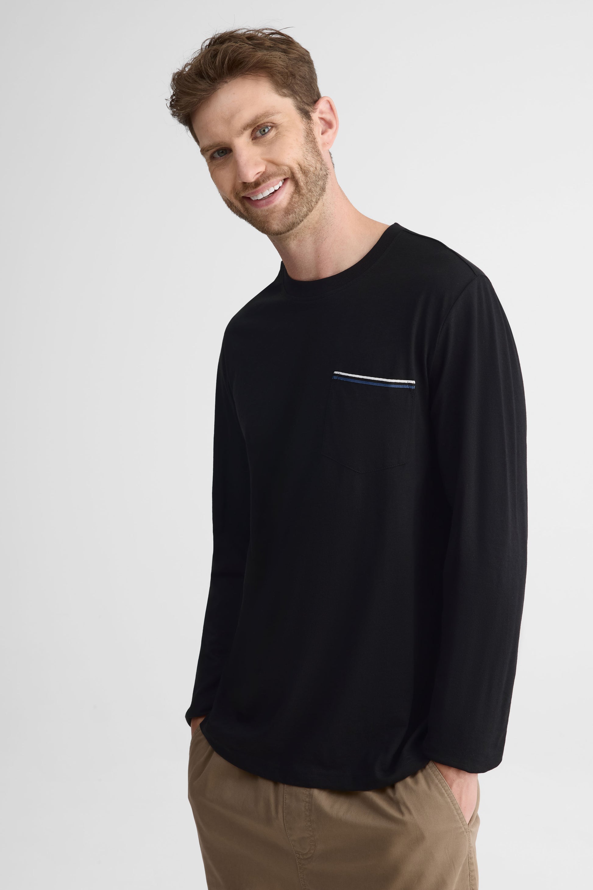 Chandail léger à manches longues – Homme && NOIR