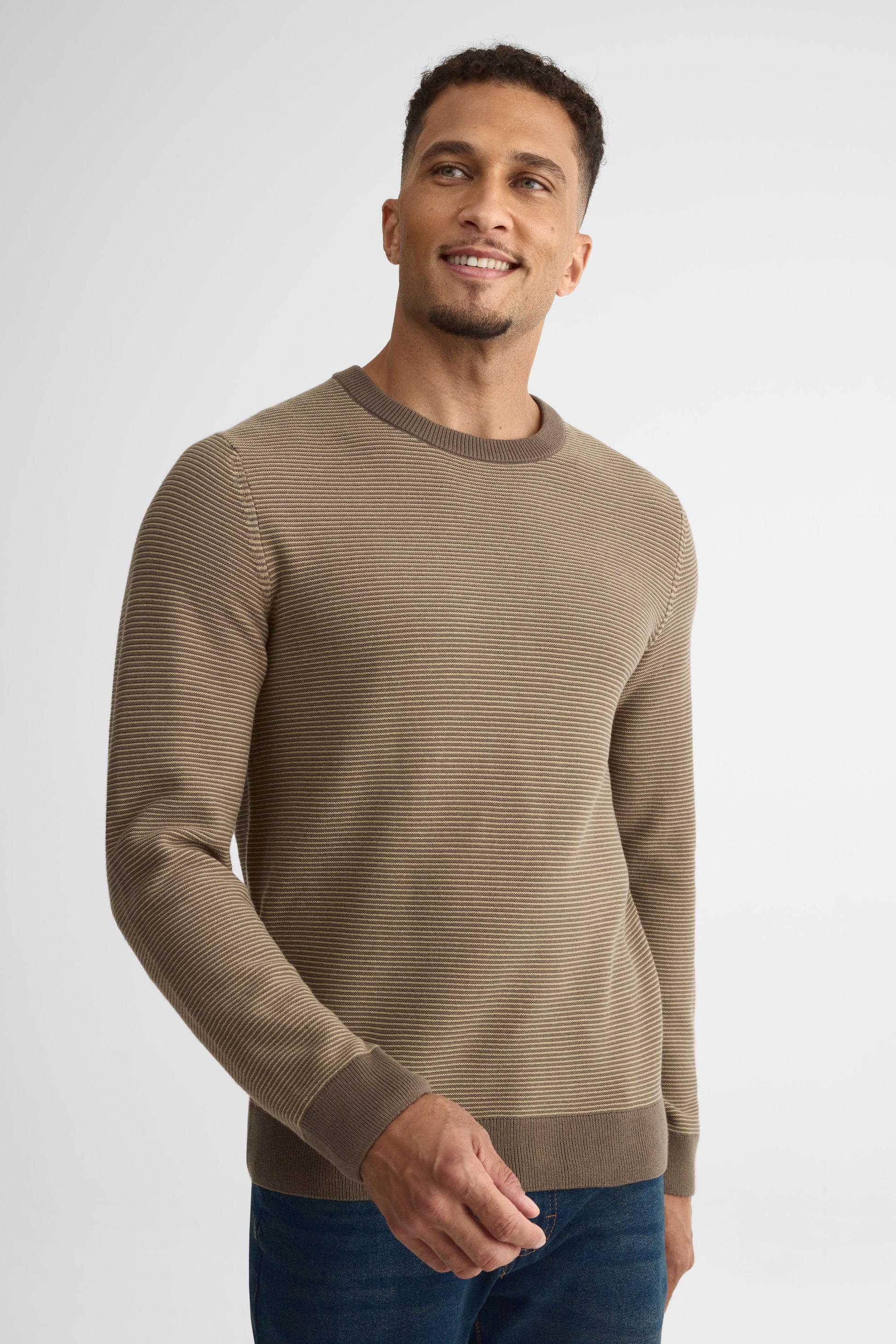 Chandail tricot – Homme && BRUN