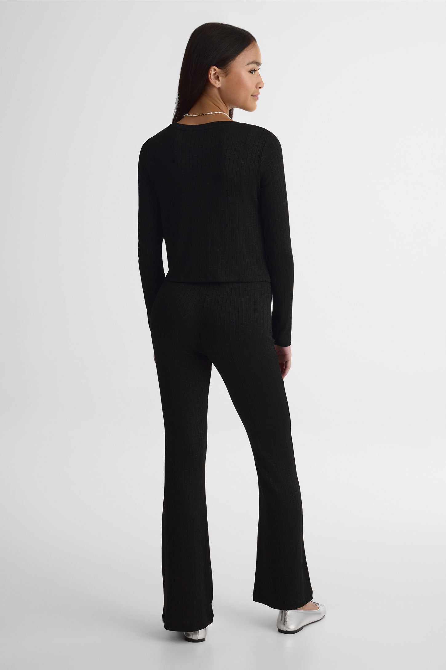 Chandail léger à nouer devant – Ado fille && NOIR