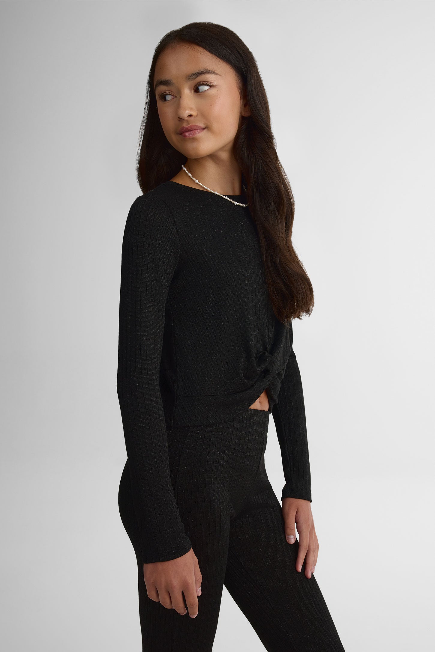 Chandail léger à nouer devant – Ado fille && NOIR