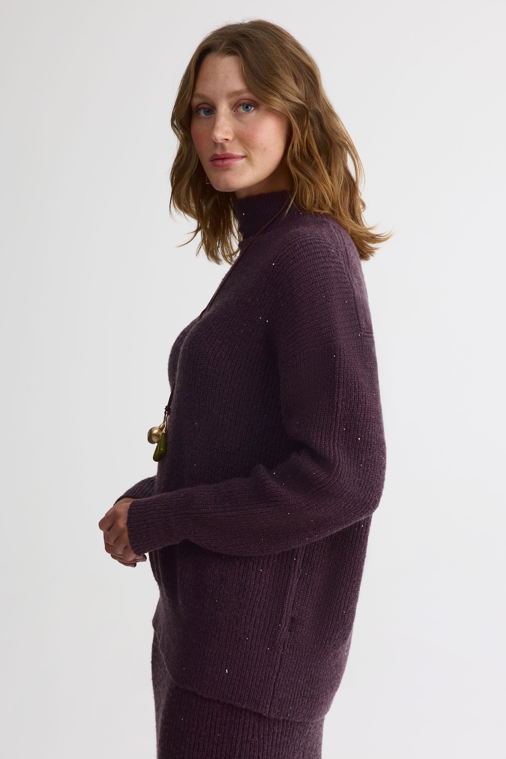 Chandail tricot à col montant – Femme && PRUNE