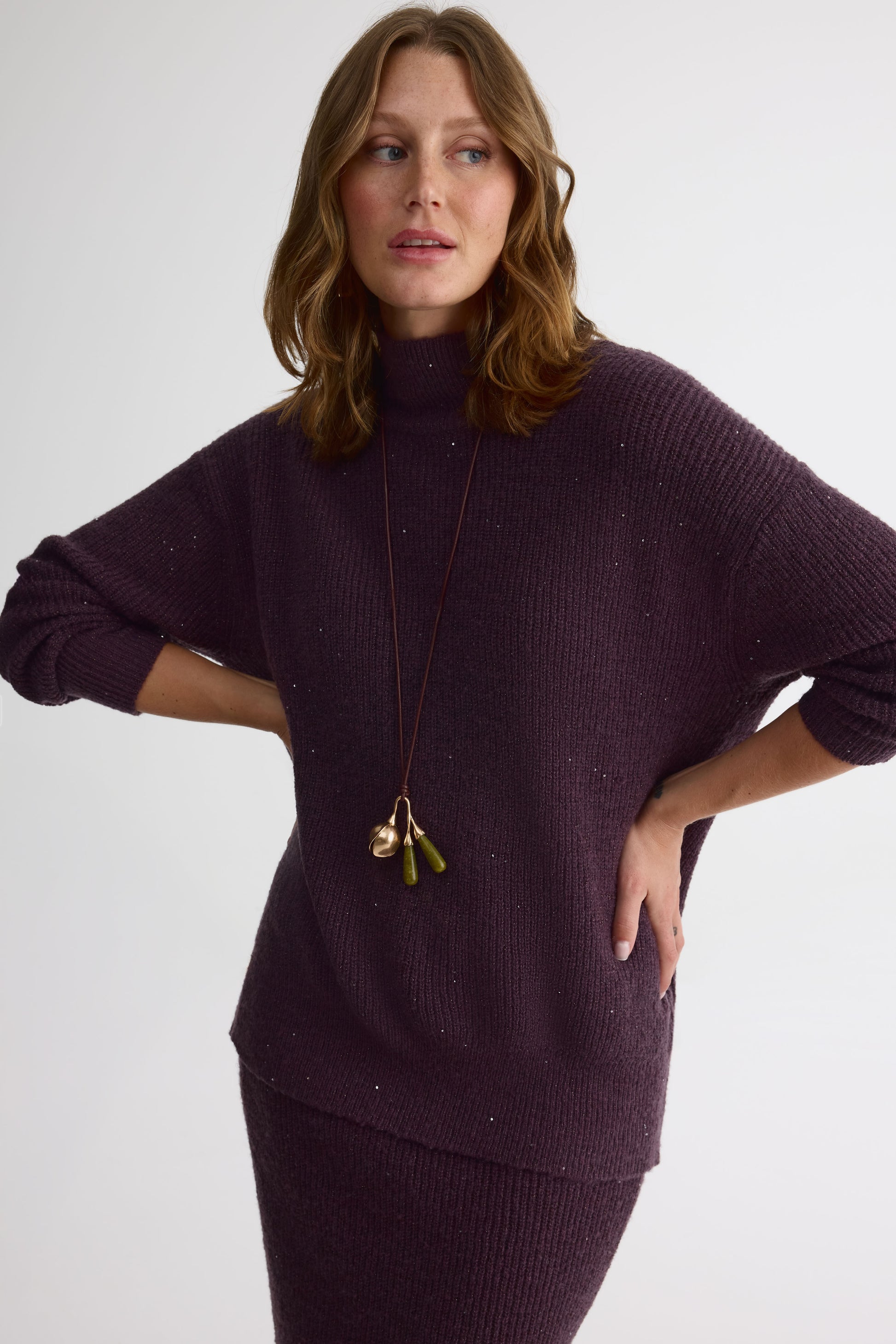 Chandail tricot à col montant – Femme && PRUNE