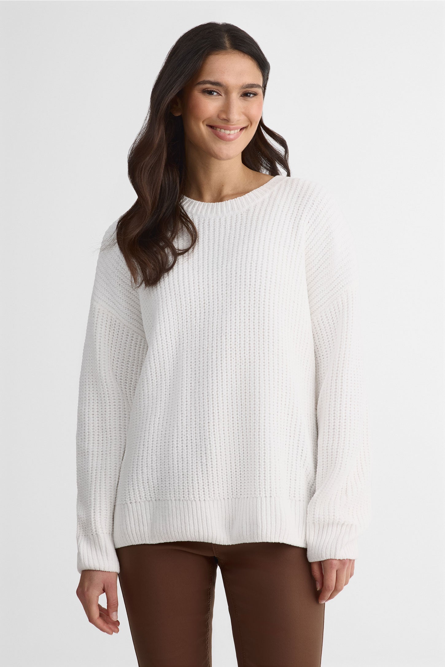Chandail tricot chenille col rond – Femme && BLANC CASSÉ