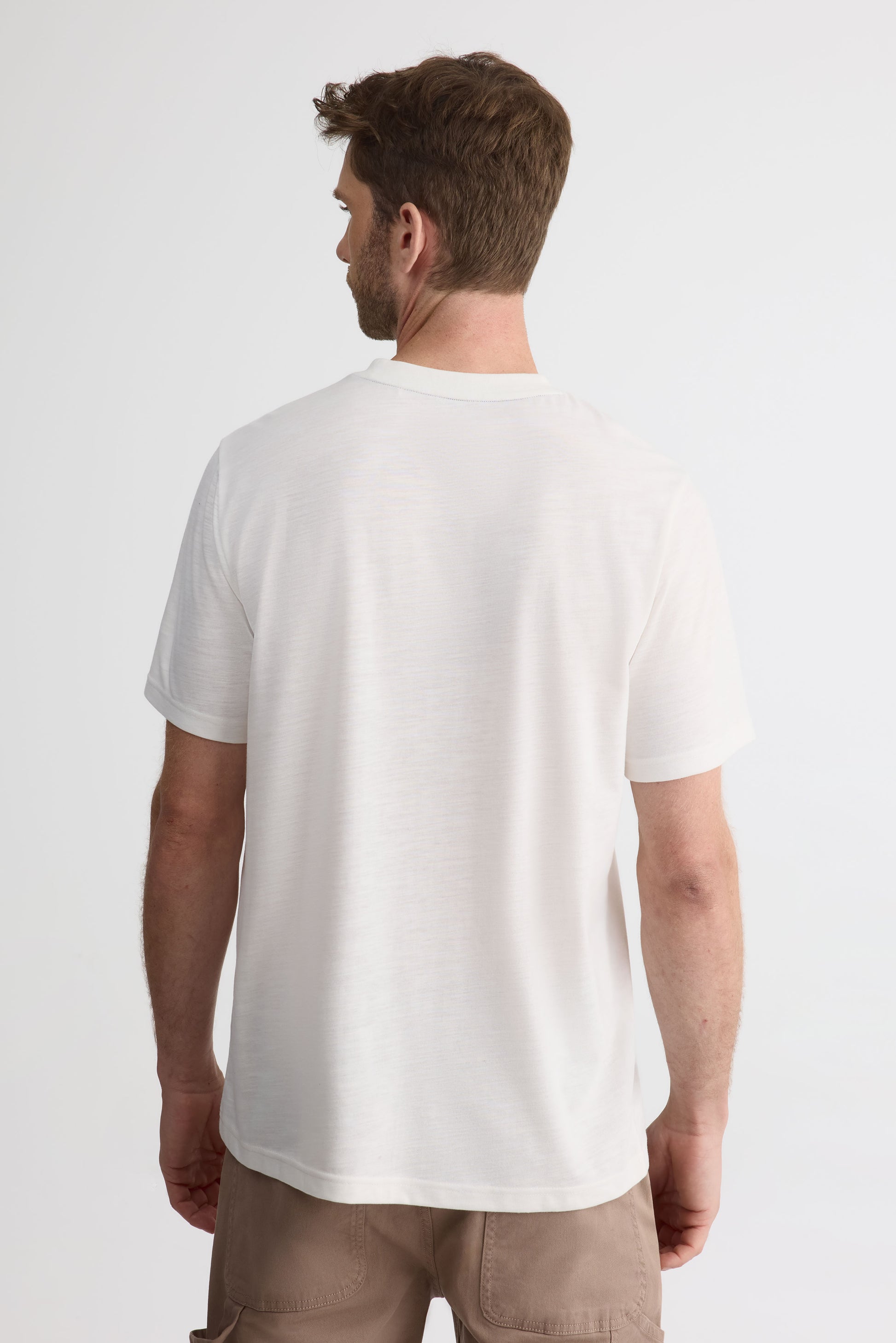 Chandail uni avec graphique – Homme && BLANC CASSÉ