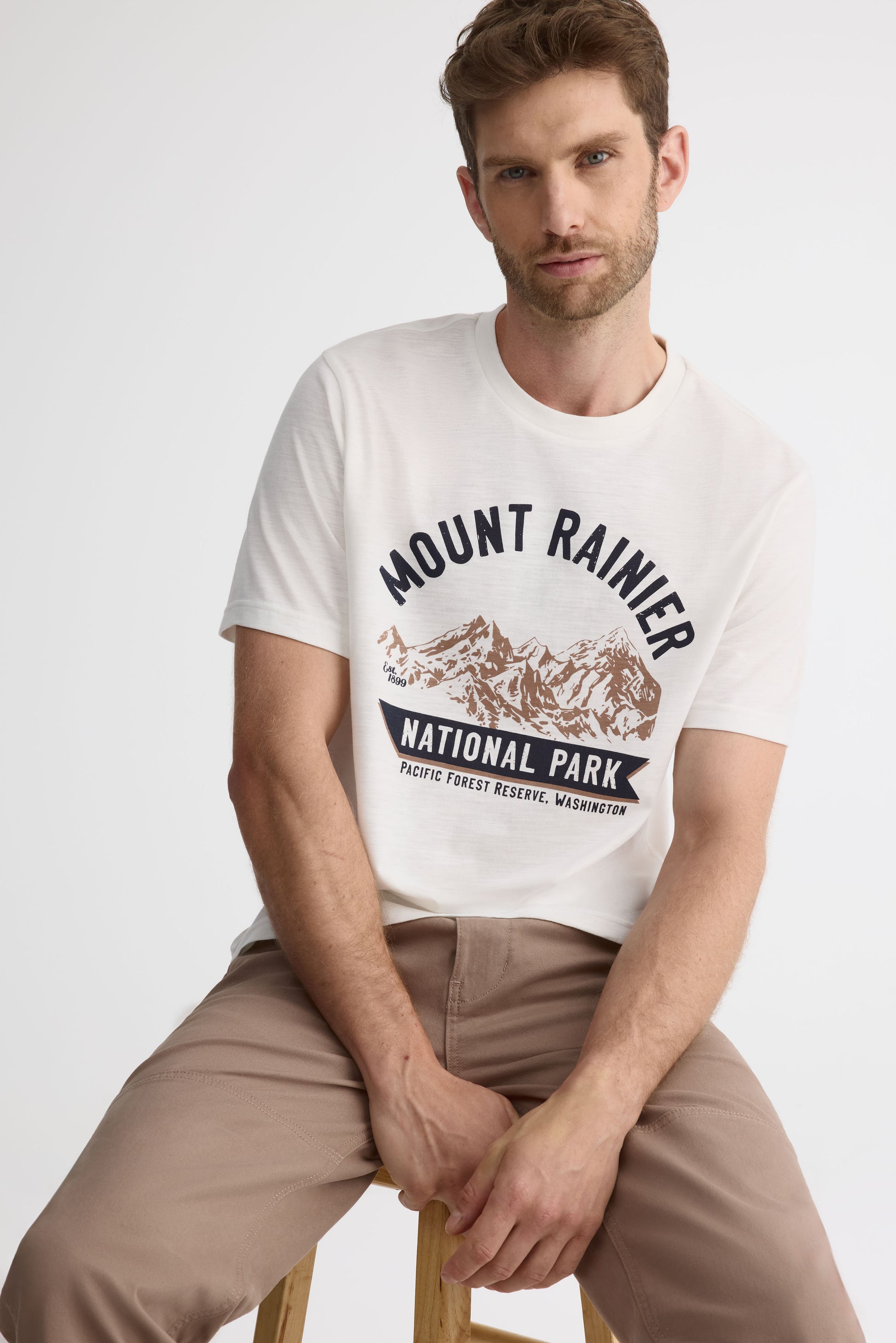 Chandail uni avec graphique – Homme && BLANC CASSÉ