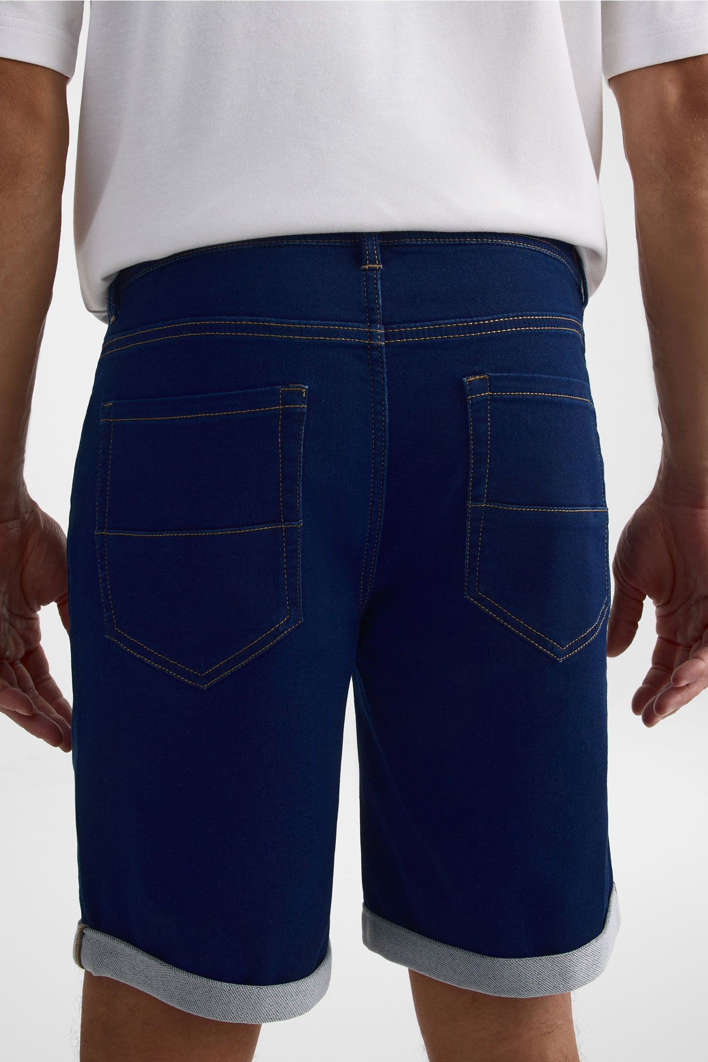 Short denim 5 poches coupe régulière - Homme && DENIM FONCE