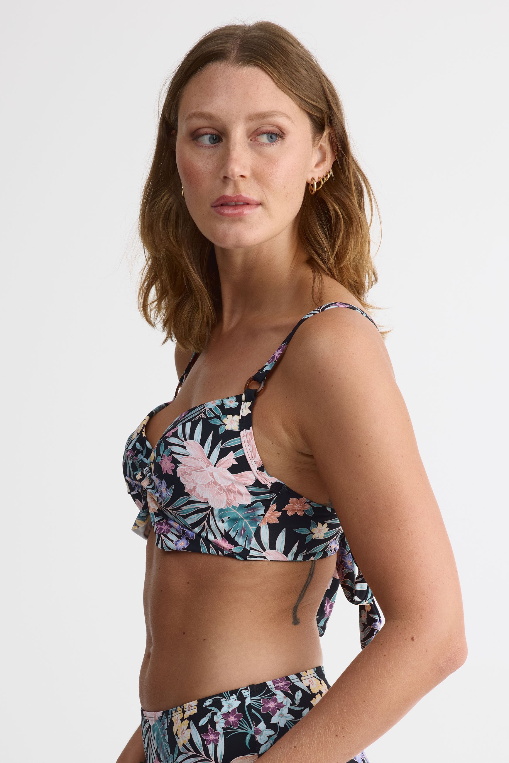Haut de maillot D cup, dos noué - Femme && NOIR/MULTI
