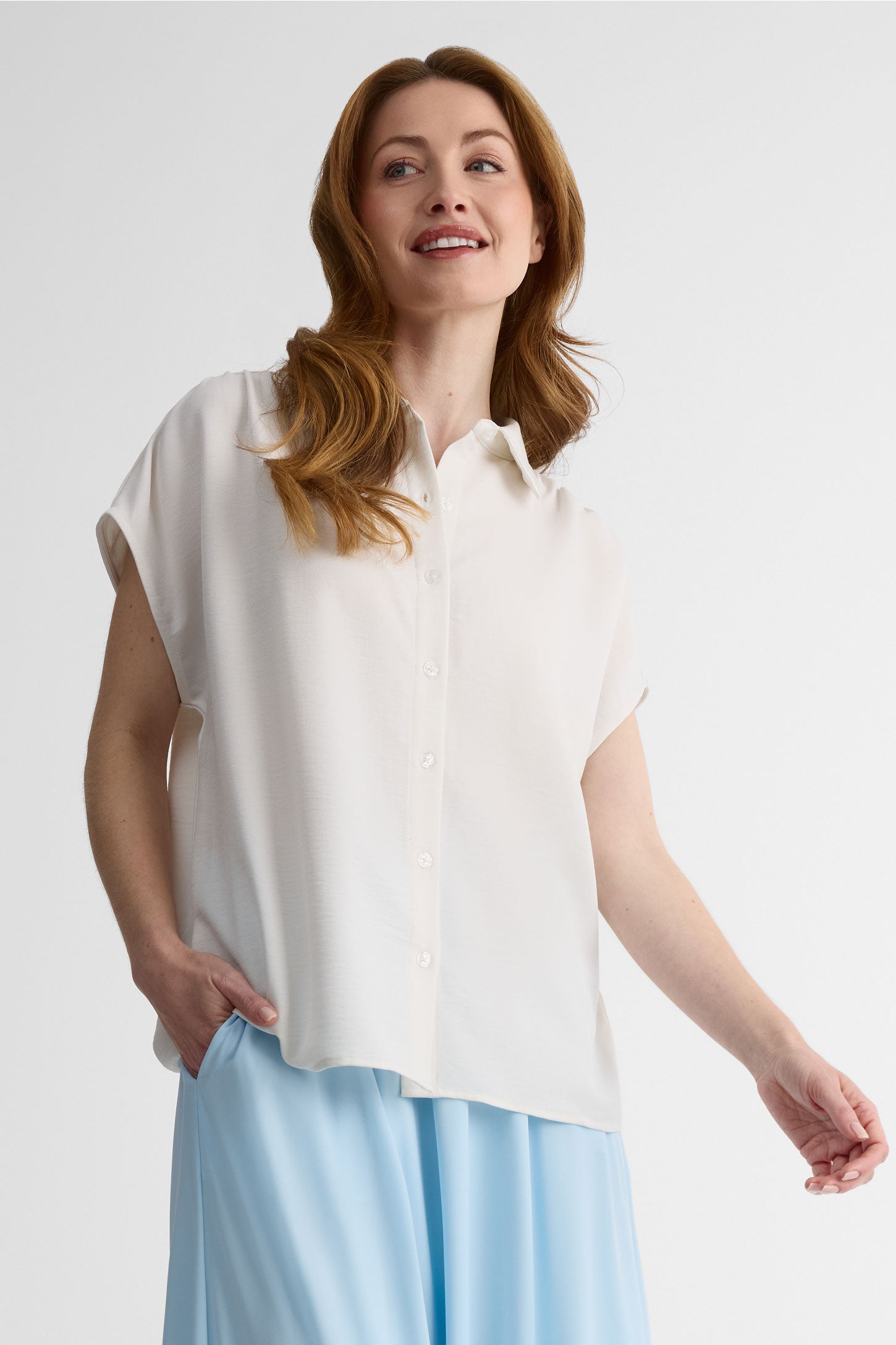 Chemisier crop manches courtes – Femme && BLANC CASSÉ