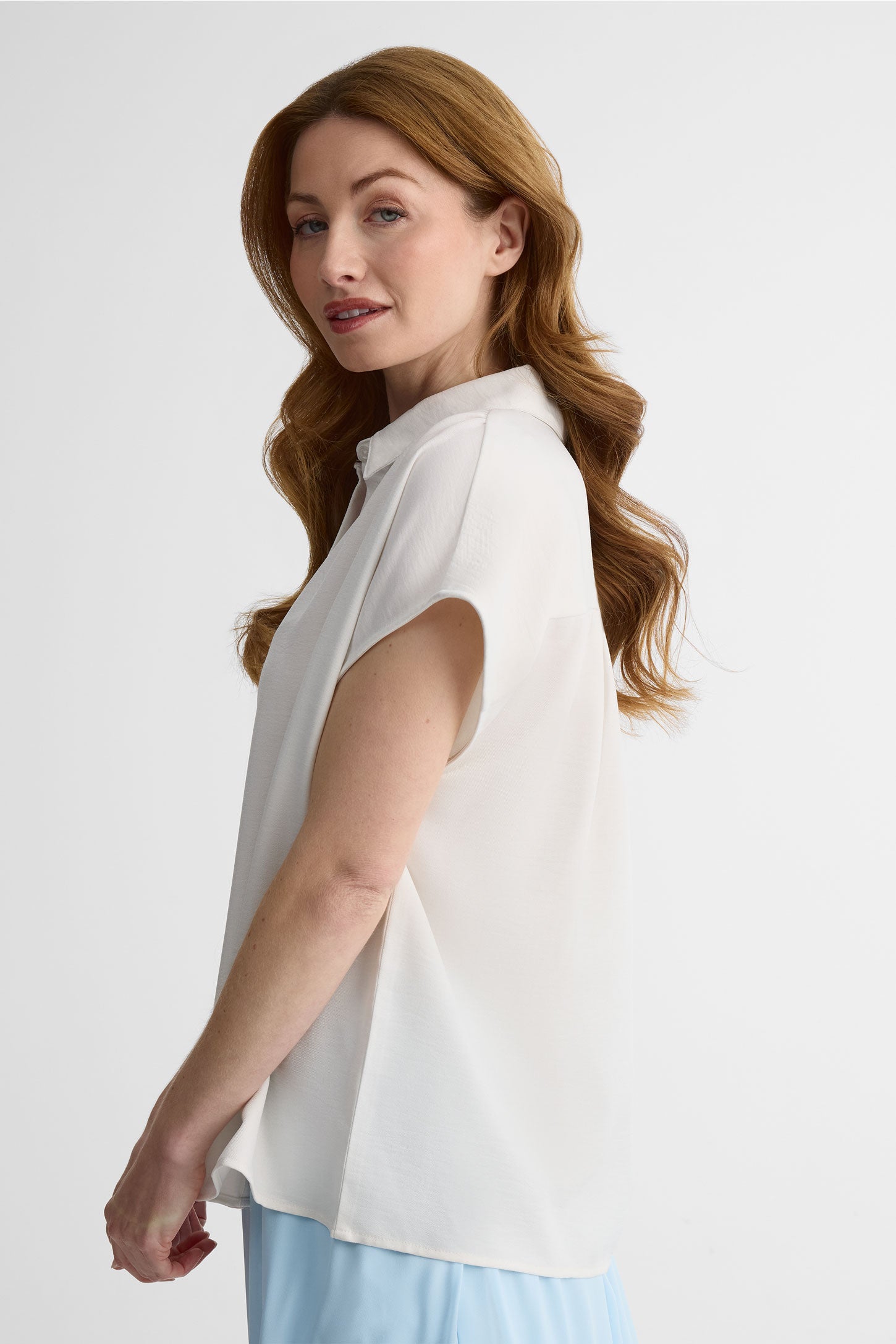 Chemisier crop manches courtes – Femme && BLANC CASSÉ