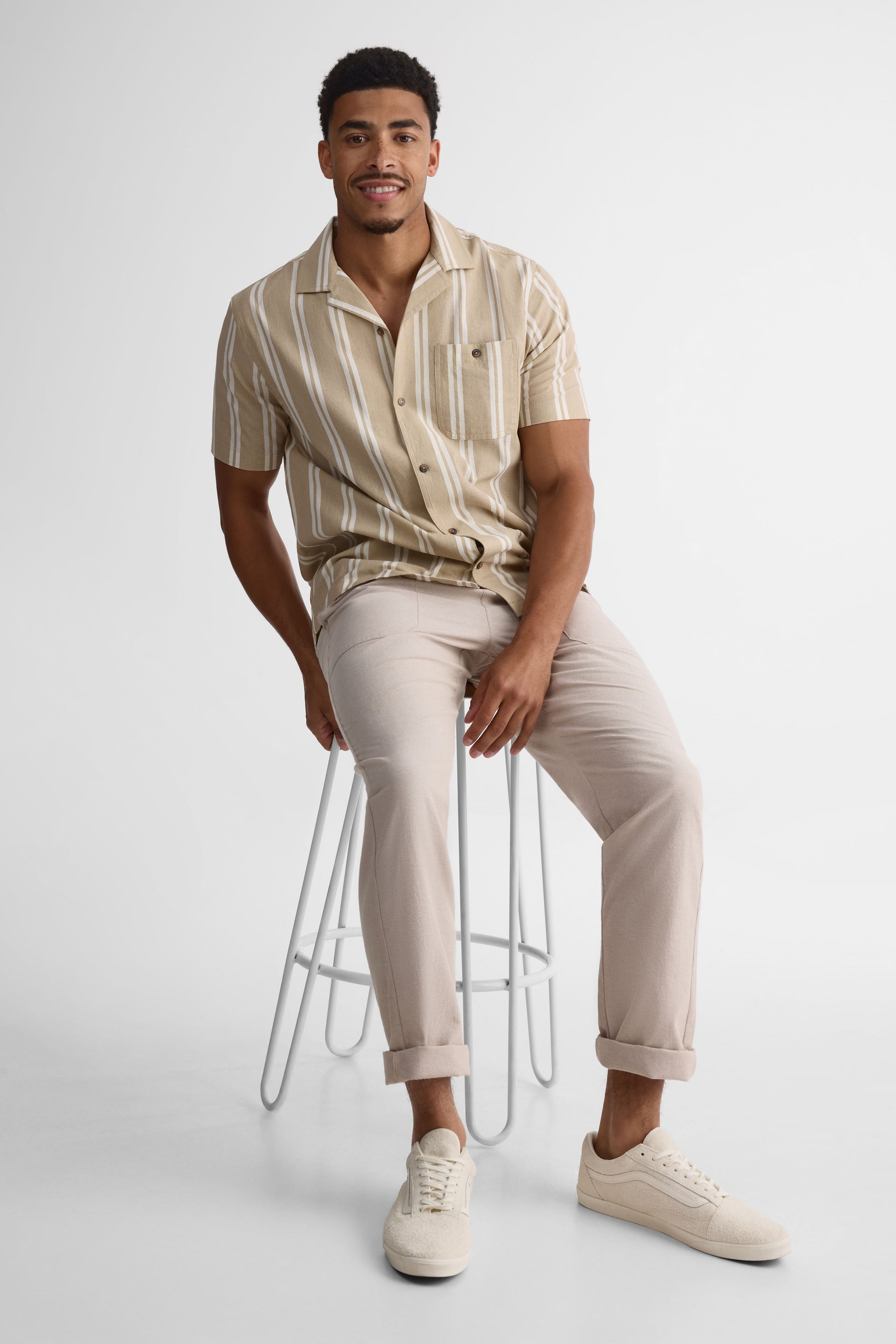 Chemise m/courtes col cubain en chambray - Homme && BRONZÉ