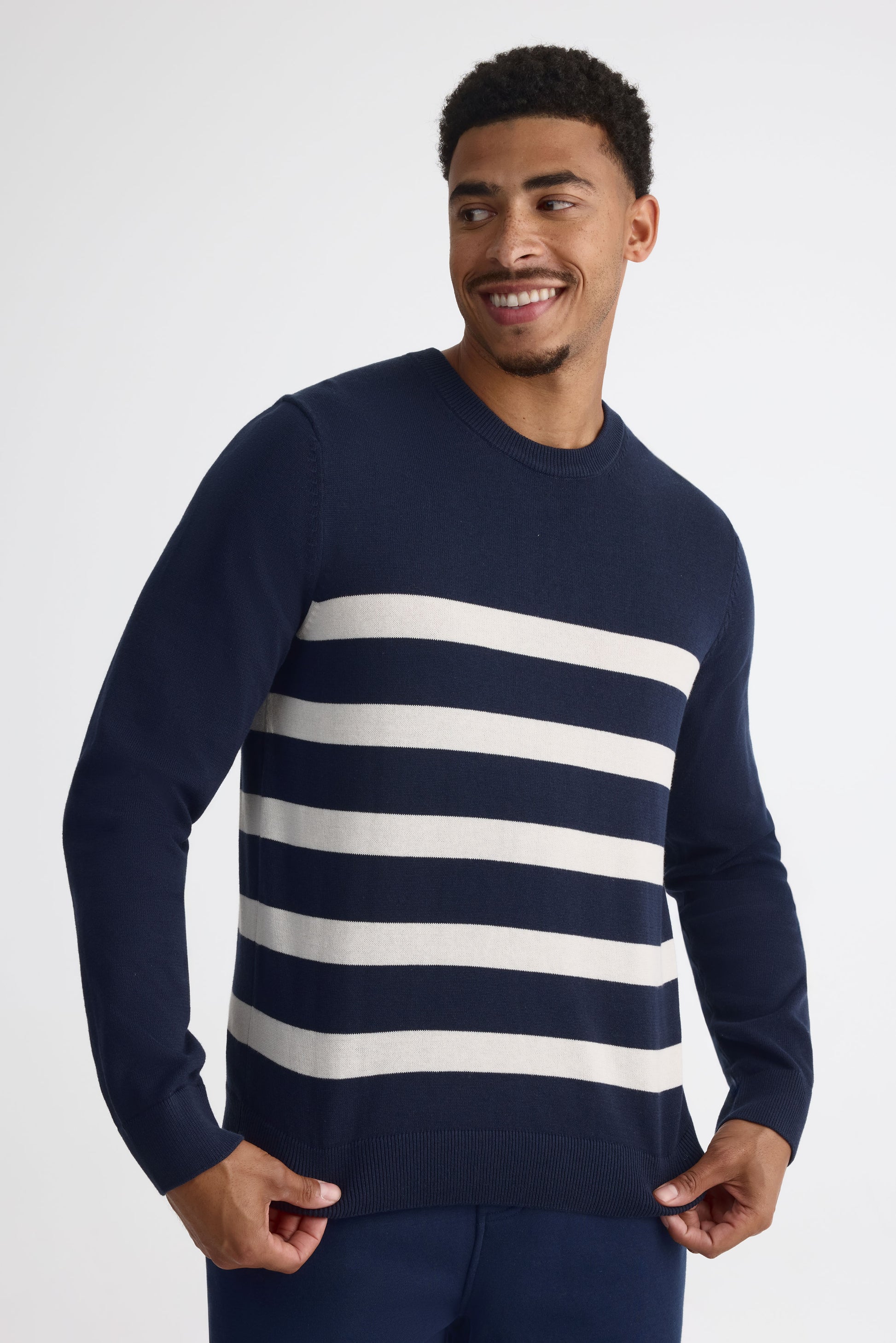 Chandail tricot rayé col rond – Homme && MARIN