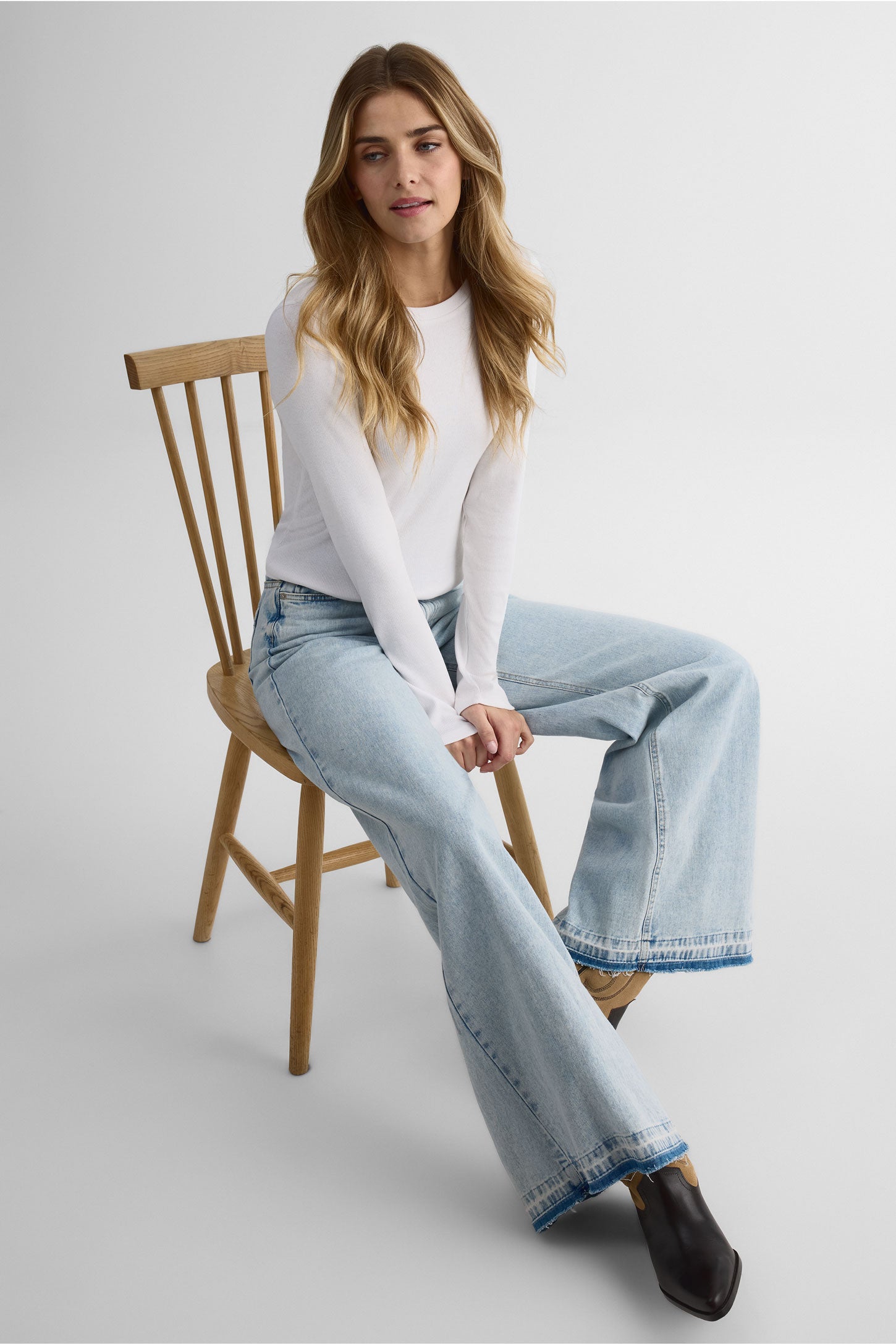 Jeans jambe large – Femme && DENIM PALE