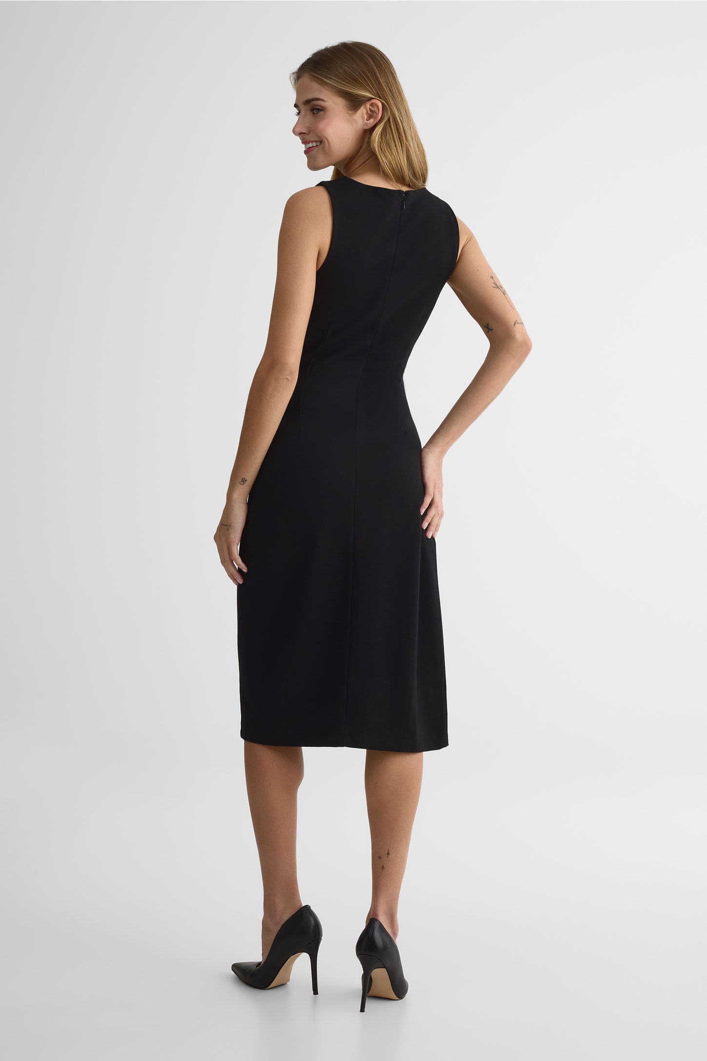 Robe midi sans manche col bateau - Femme && NOIR