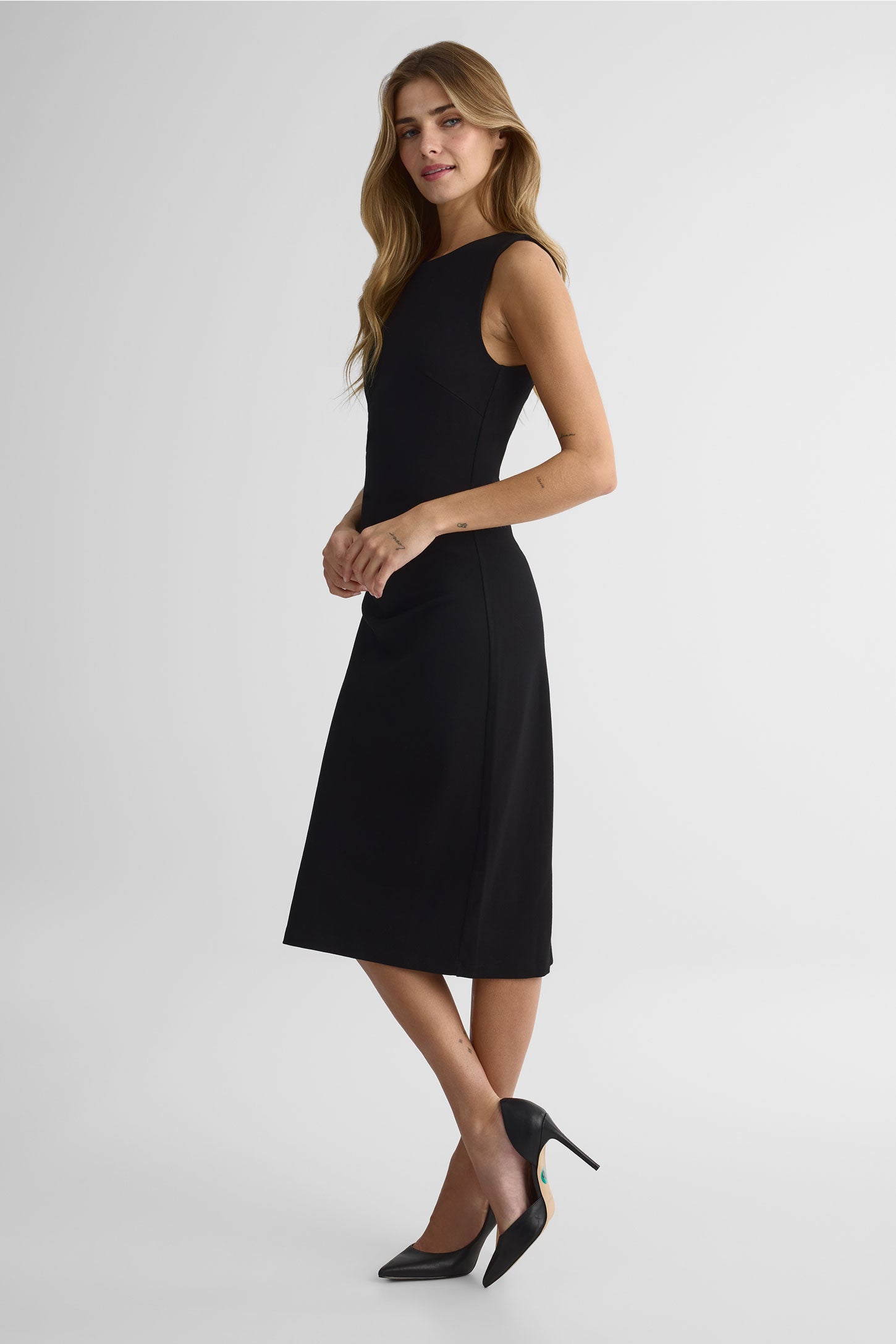 Robe midi sans manche col bateau - Femme && NOIR