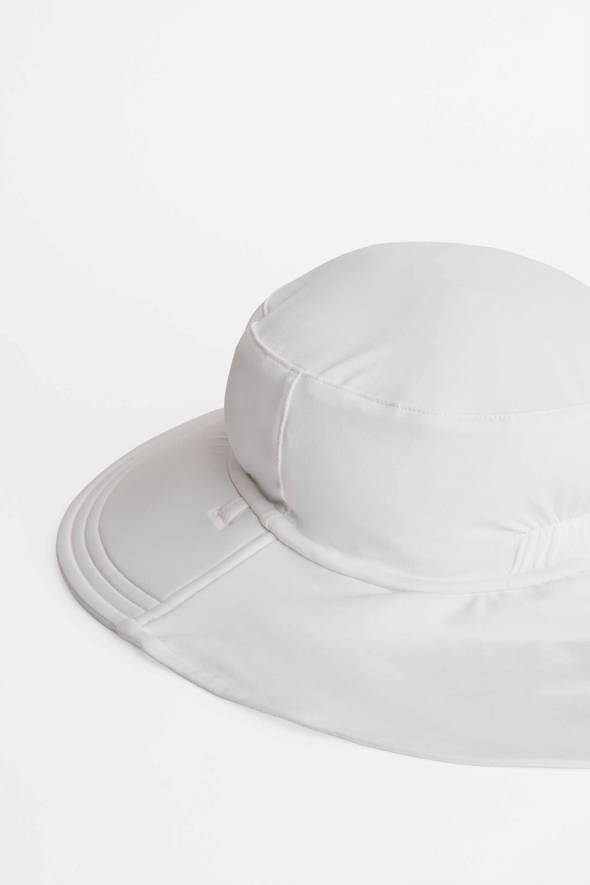 Chapeau de plage uni avec cordon - Bébé garçon && BLANC