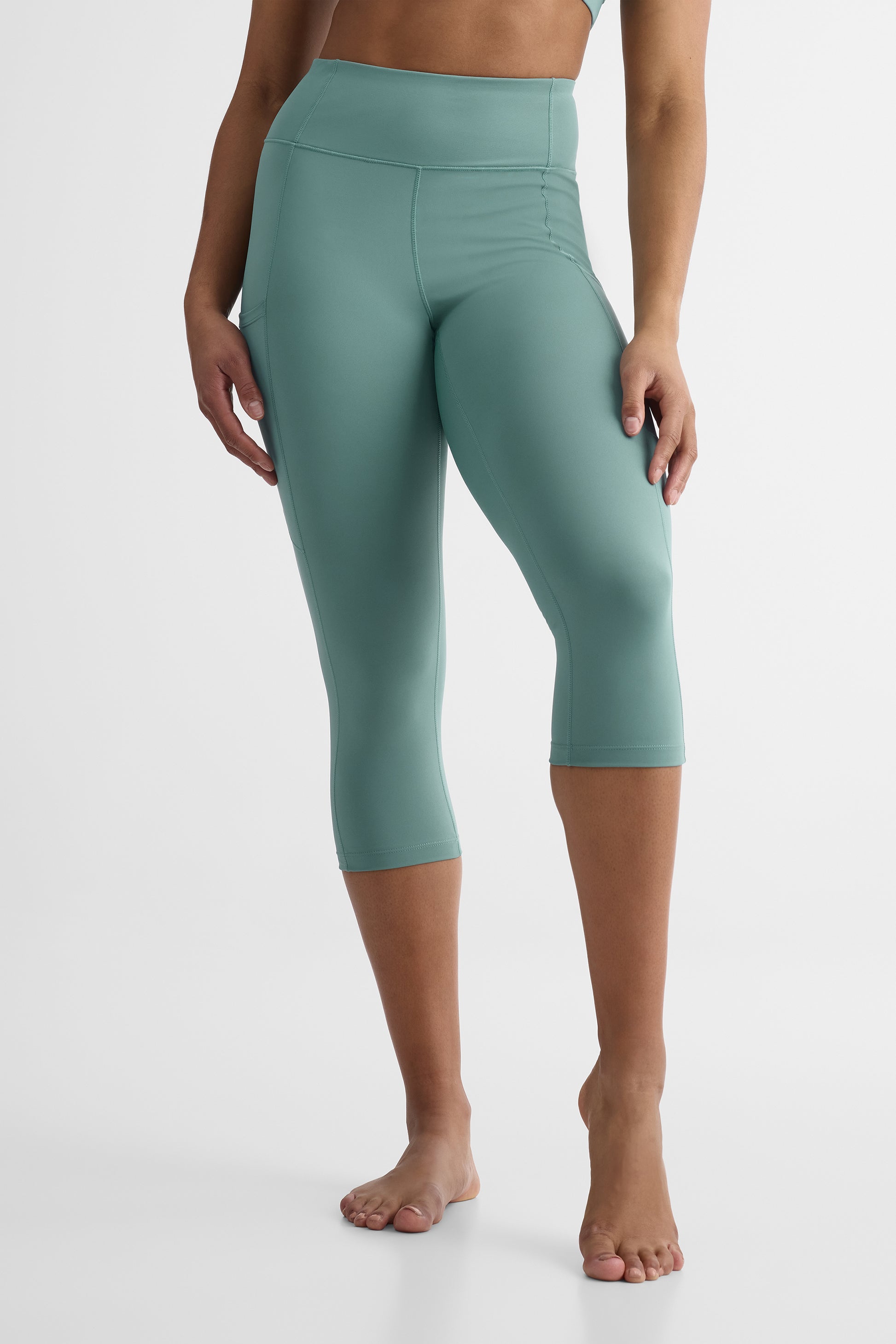 Legging capri taille haute avec poches - Femme && SARCELLE