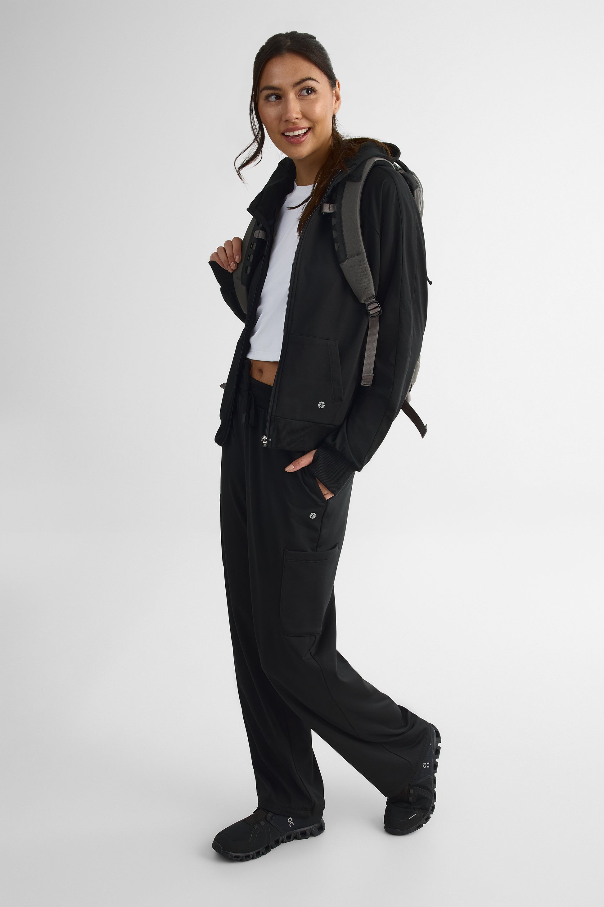 Veste full zip avec capuchon – Femme && NOIR