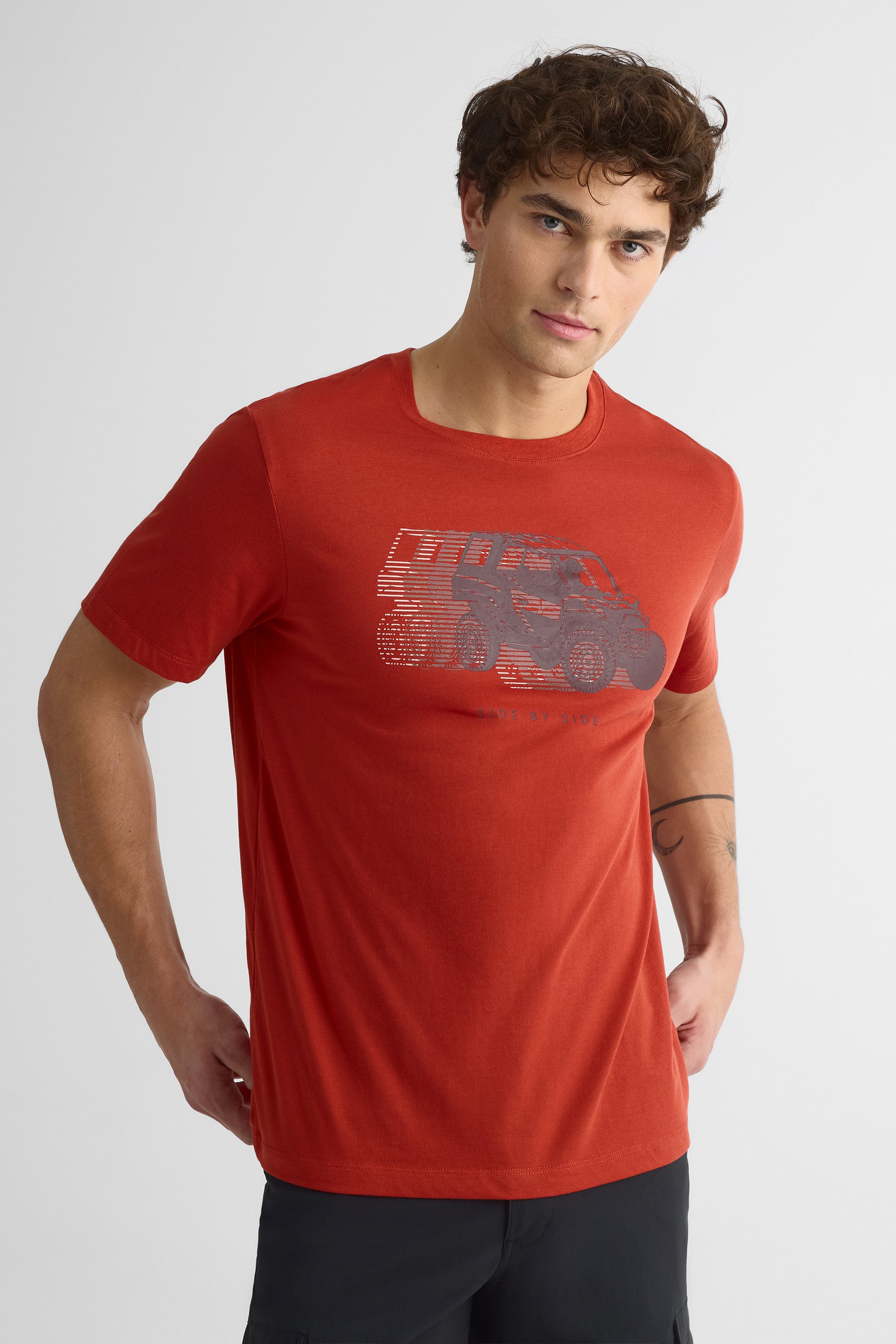 Chandail M/courtes col rond en coton bio - Homme && ROUGE