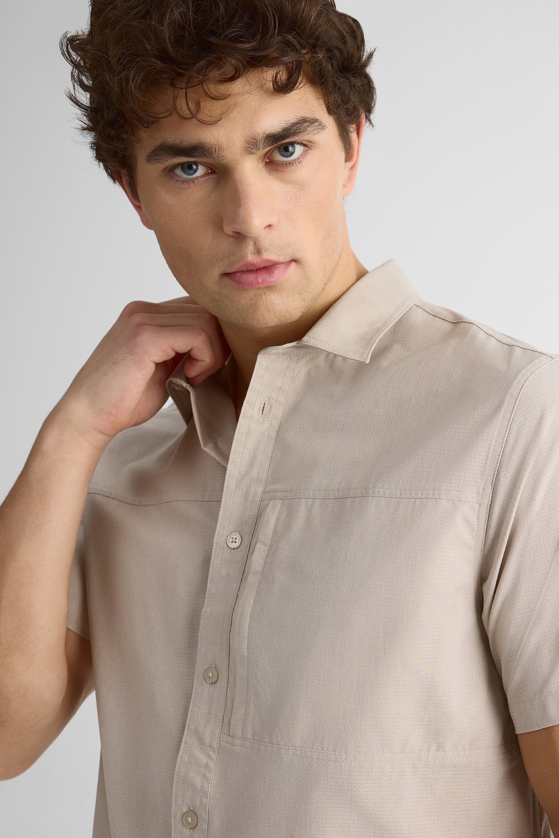 Chemise M/courtes avec poche zippée - Homme && BEIGE