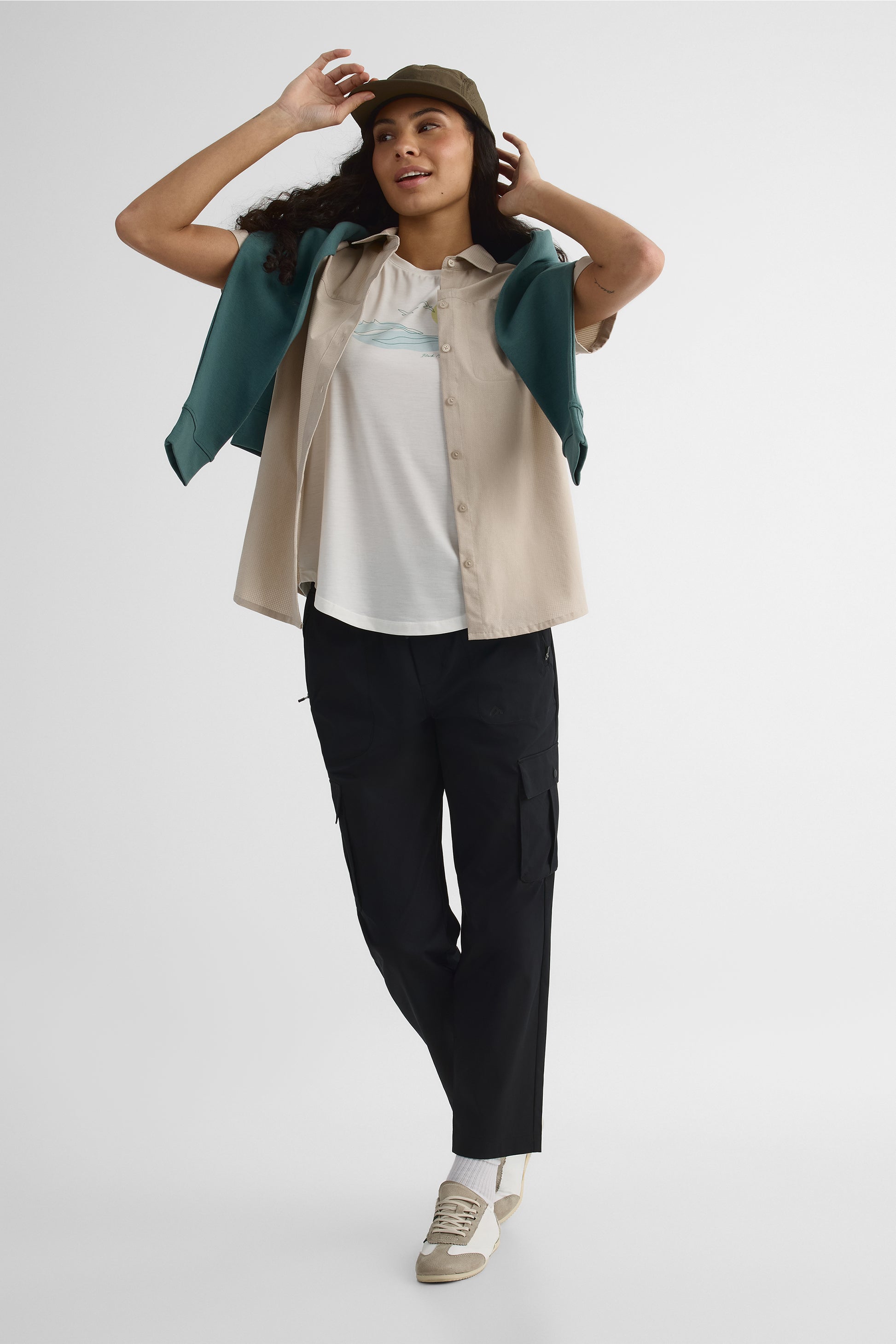 Chemise M/courtes semi-ajustée avec poche - Femme && BEIGE