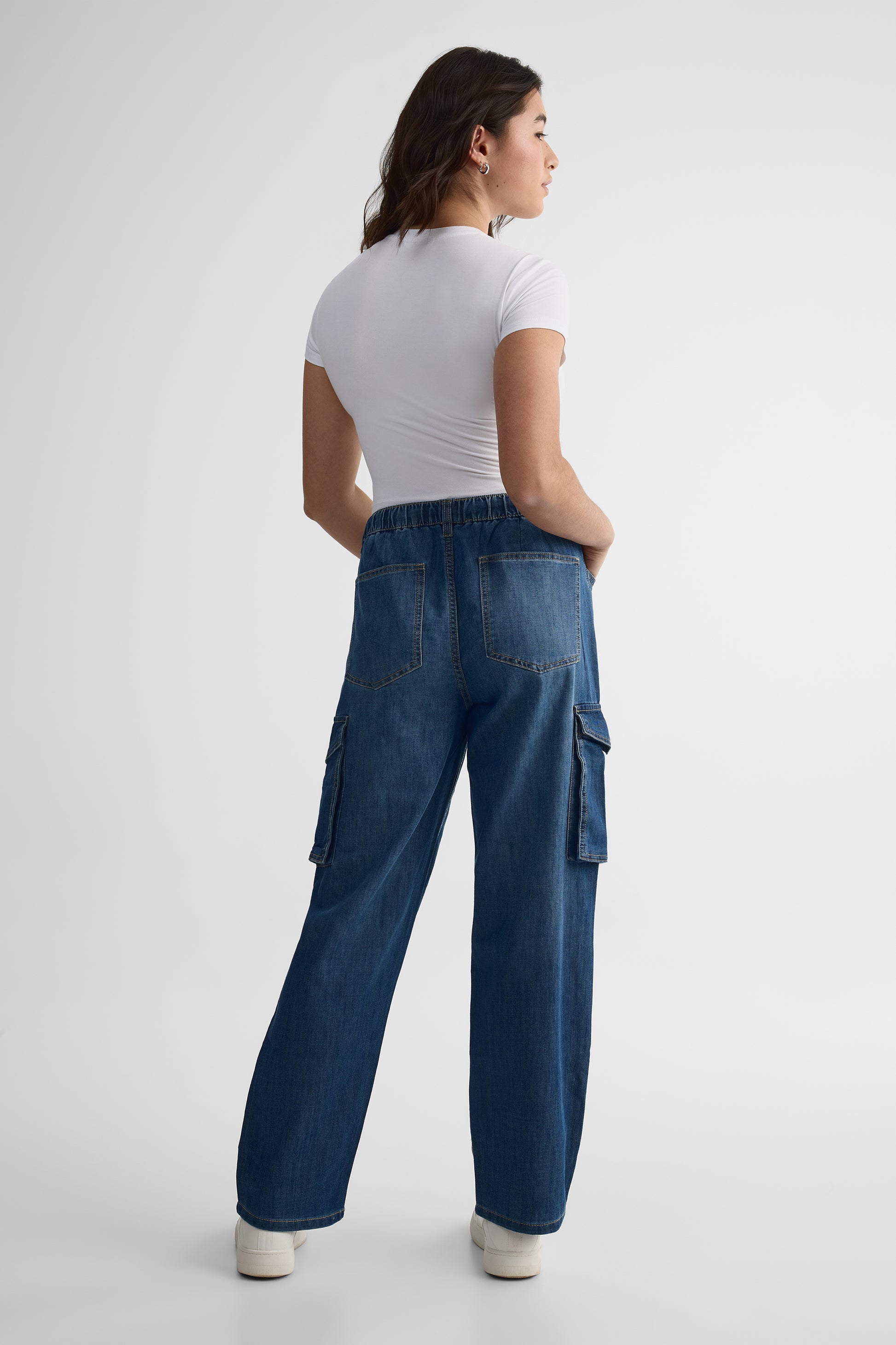 Jeans cargo élastique à la taille – Femme && DENIM MOYEN