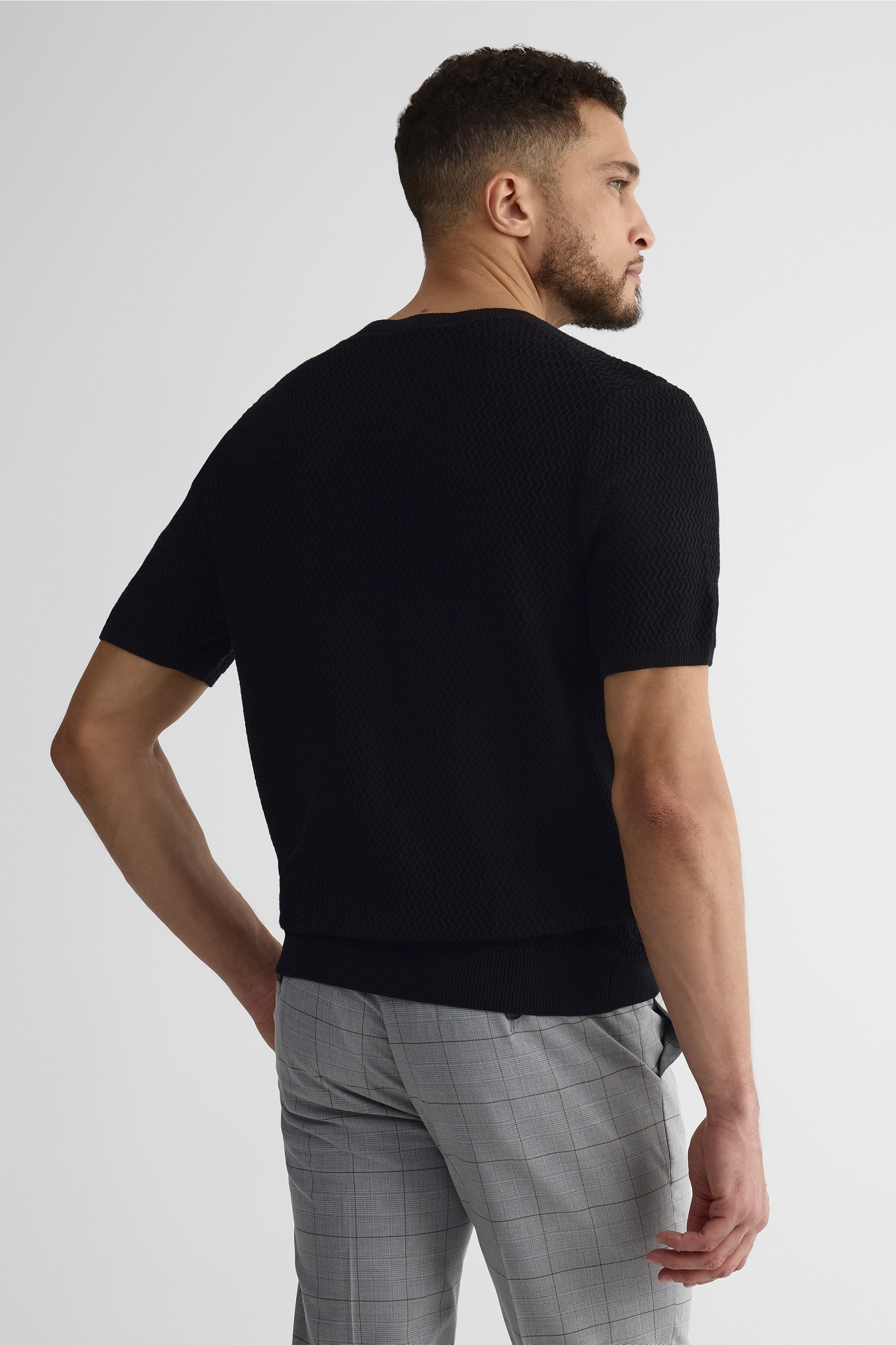Chandail tricot M/courtes col rond - Homme && NOIR