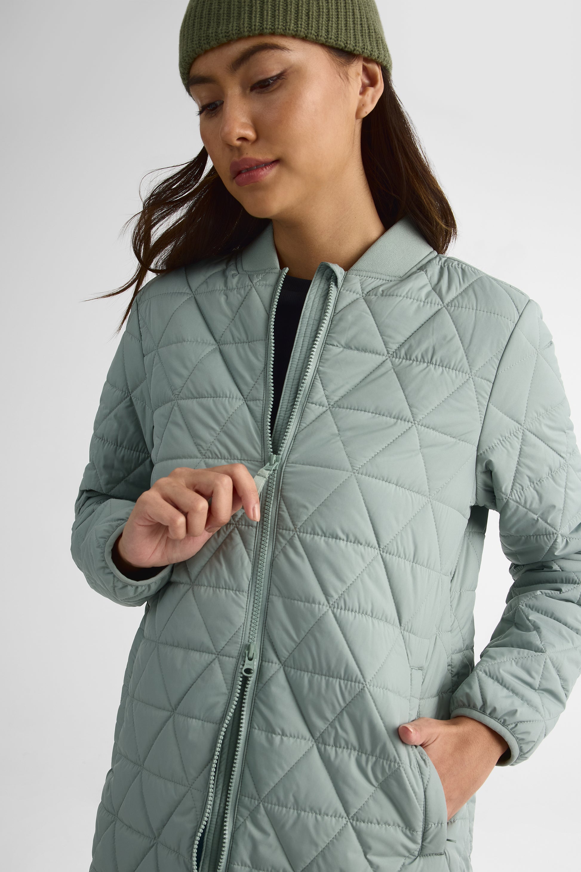 Manteau matelassé 3/4 avec poches - Femme && VERT DE GRIS