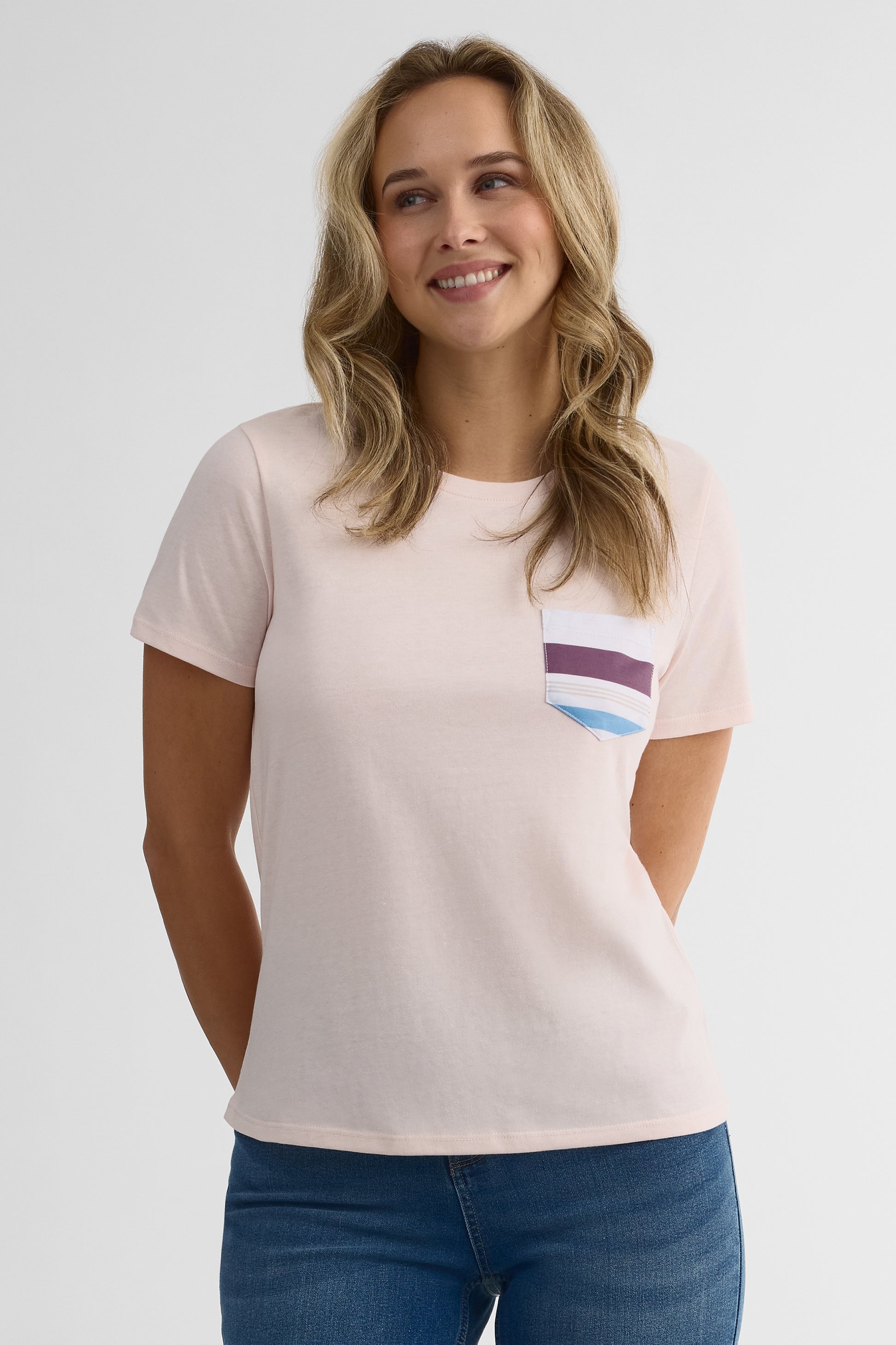 Chandail m/courtes col rond avec poche - Femme 2/30$ && ROSE