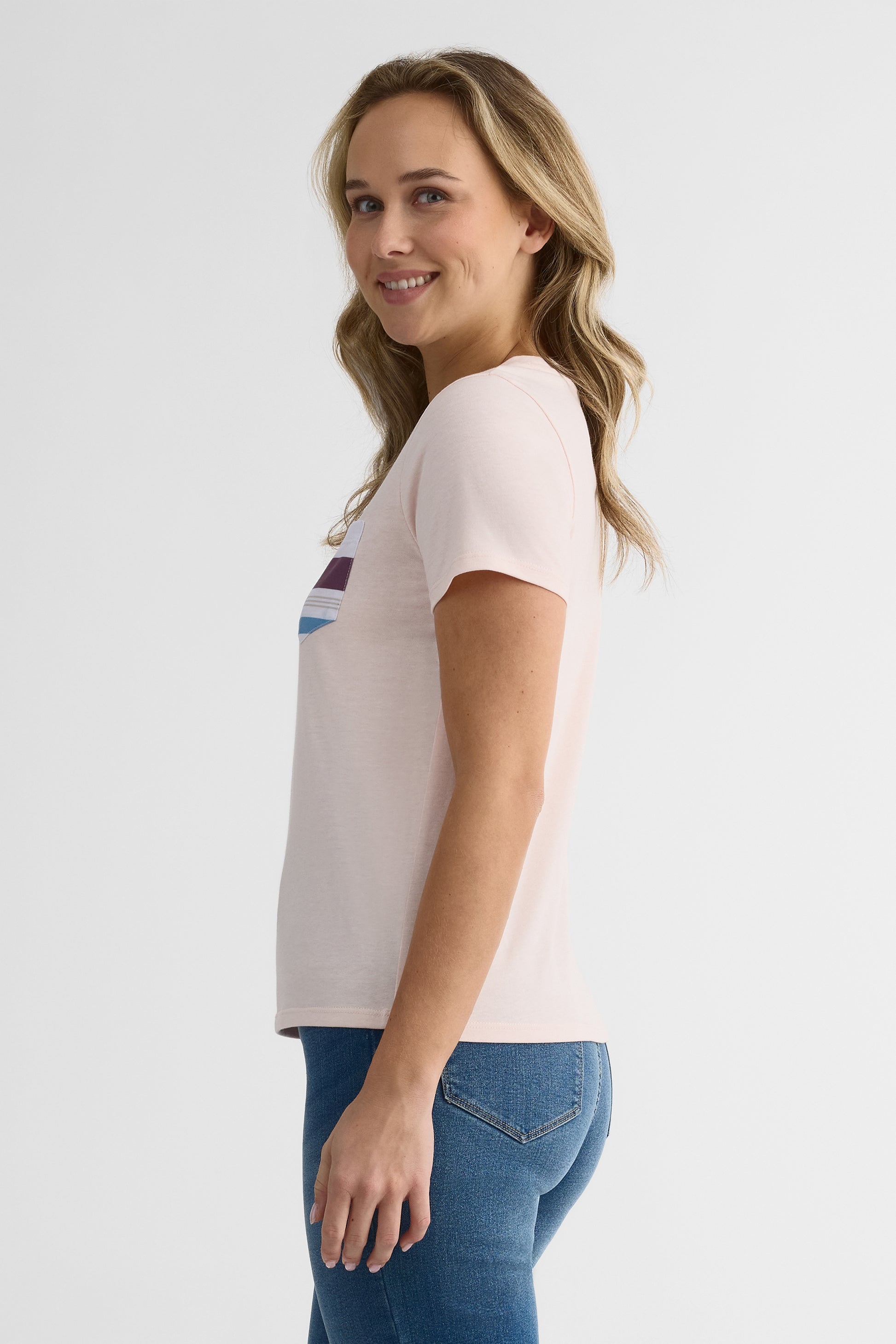 Chandail m/courtes col rond avec poche - Femme 2/30$ && ROSE