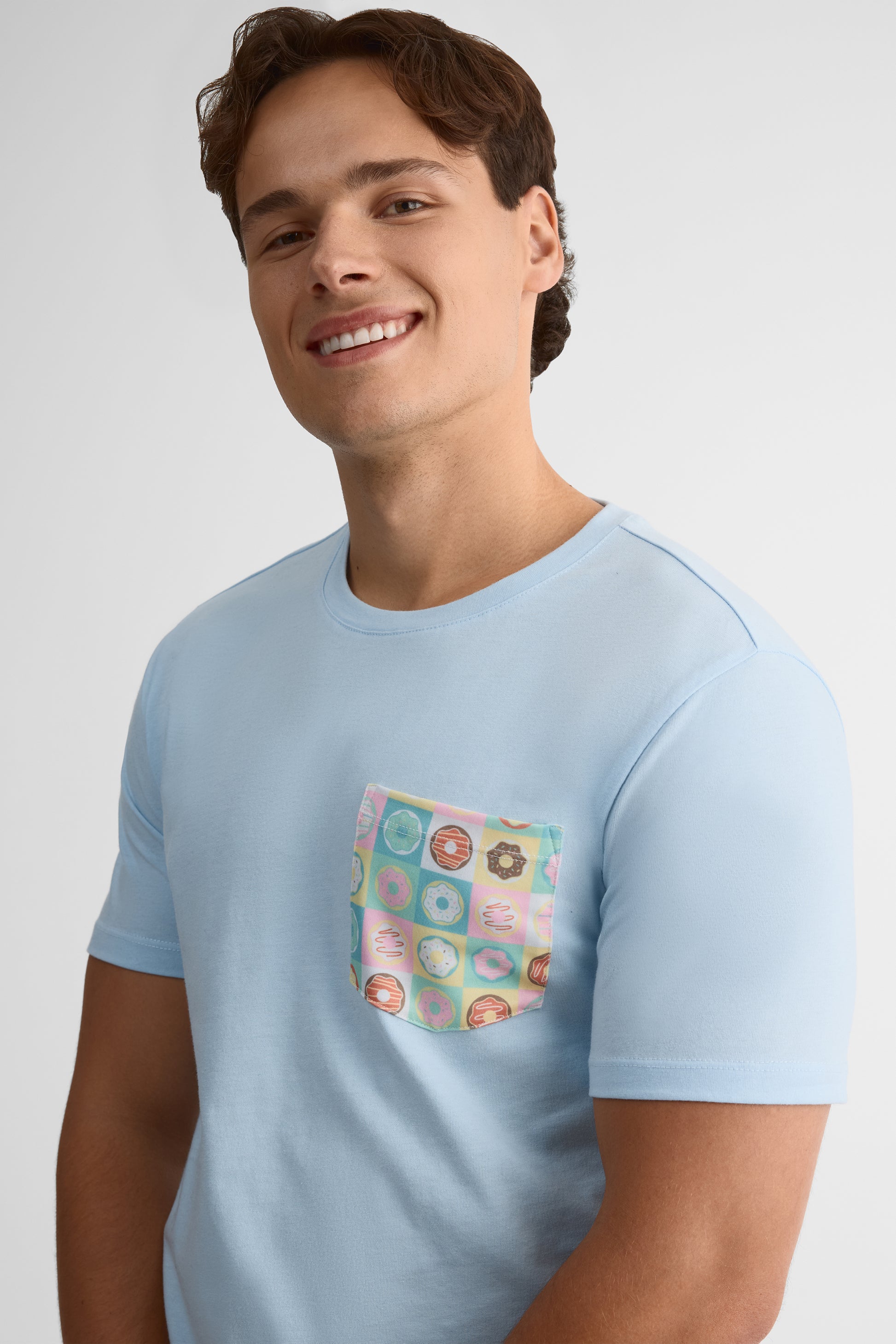 Chandail col rond coupe droite – Femme 2/30$ && BLEU