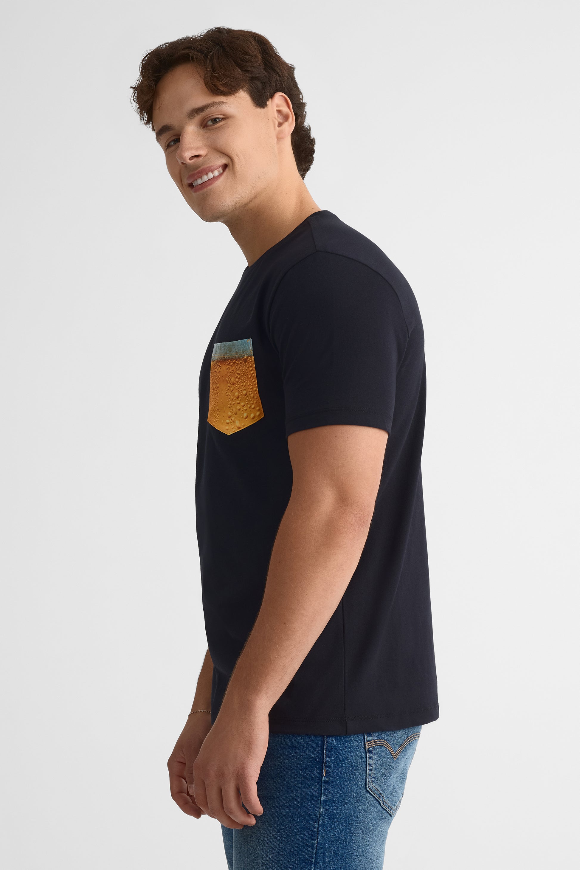 Chandail col rond coupe droite – Homme 2/30$ && NOIR