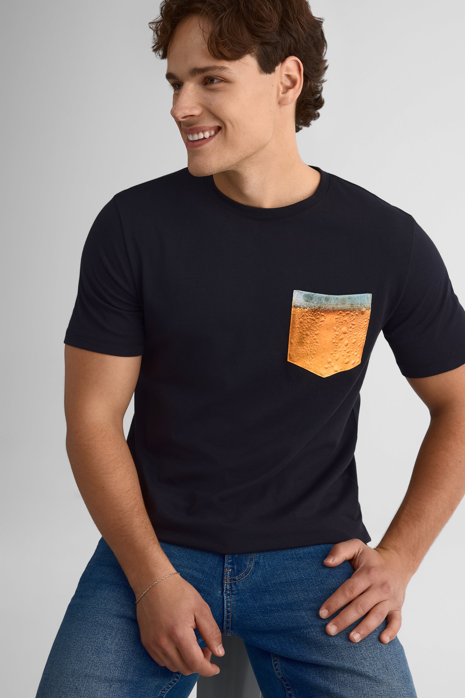 Chandail col rond coupe droite – Homme 2/30$ && NOIR