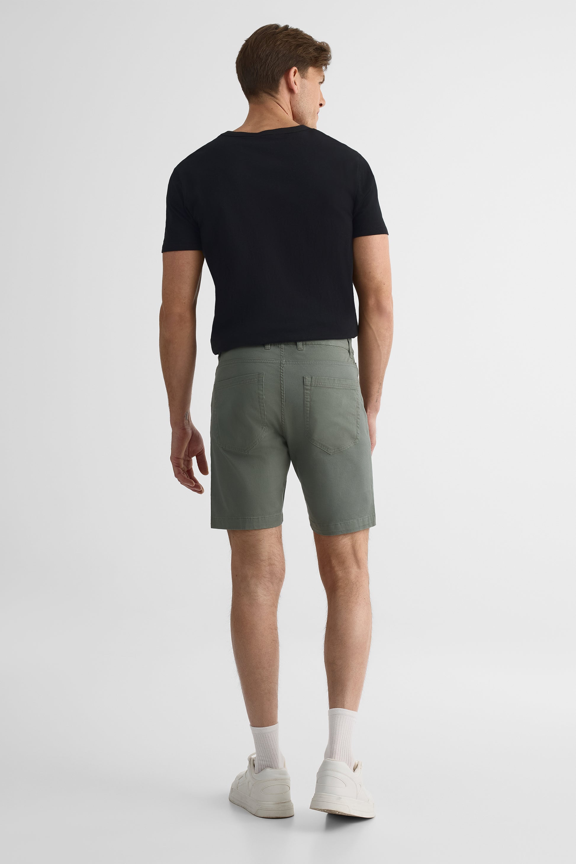 Short 5 poches en twill stretch - Homme && VERT