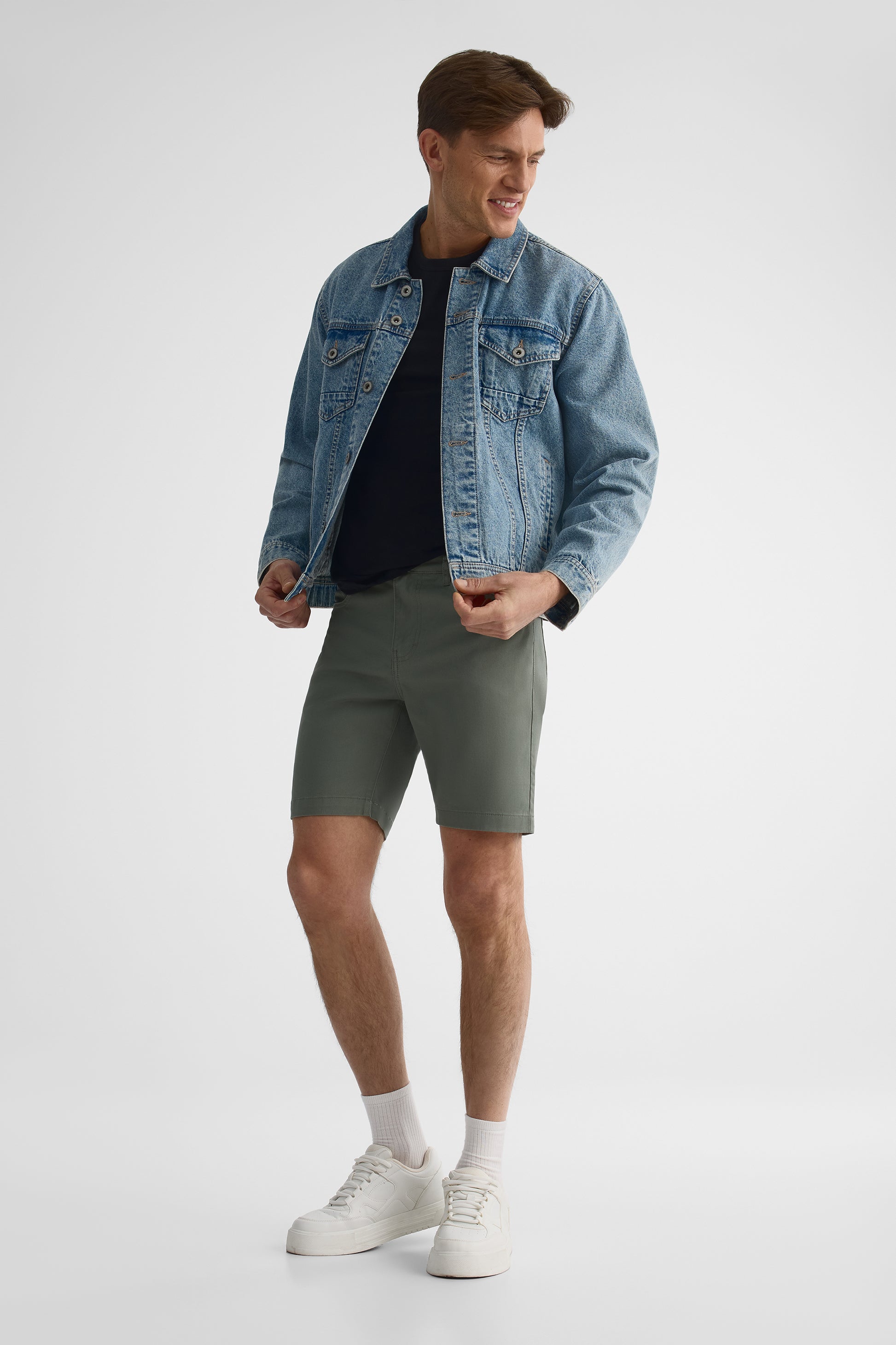 Short 5 poches en twill stretch - Homme && VERT