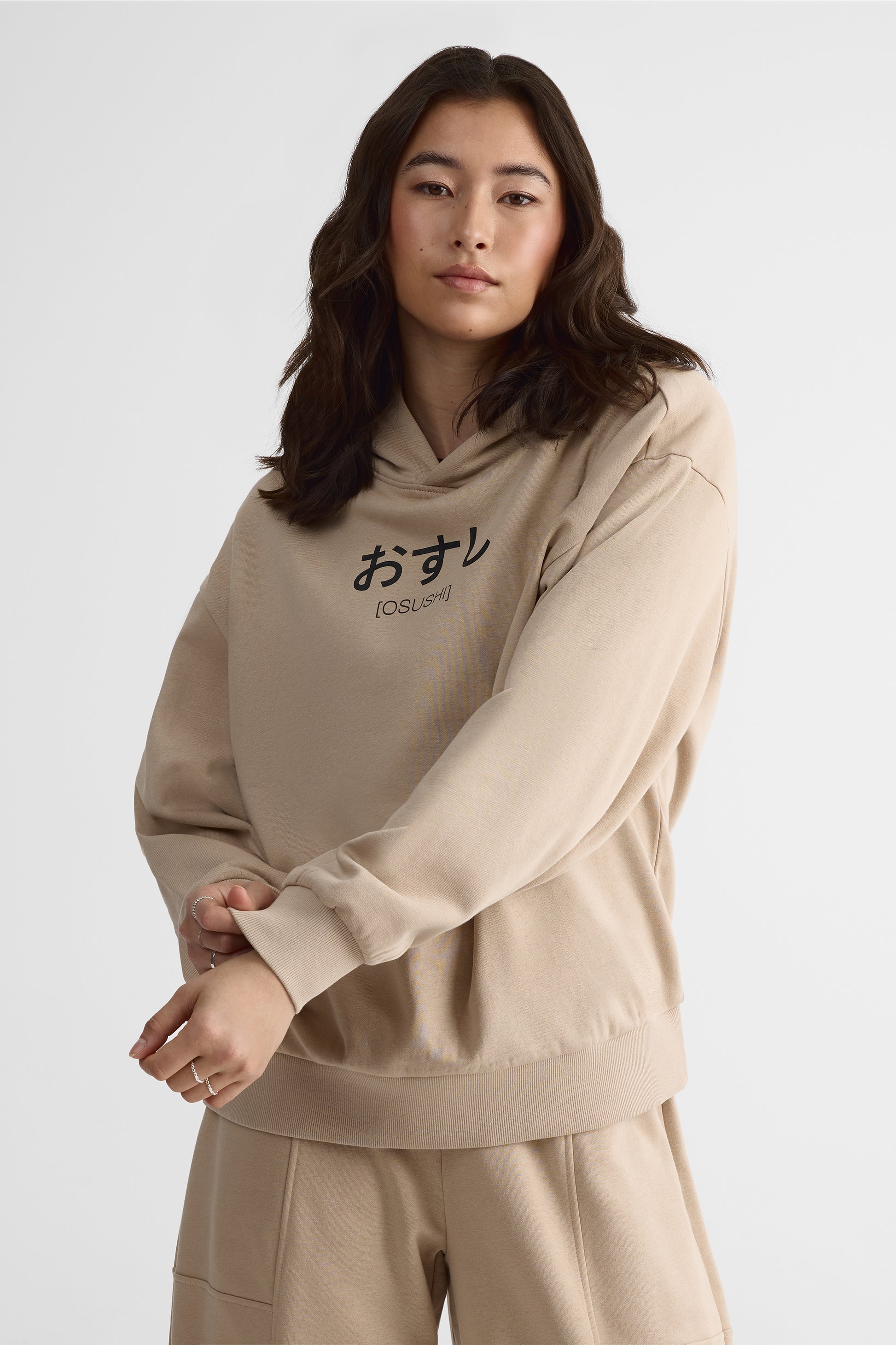 Chandail ouaté oversize avec capuchon - Femme && BEIGE