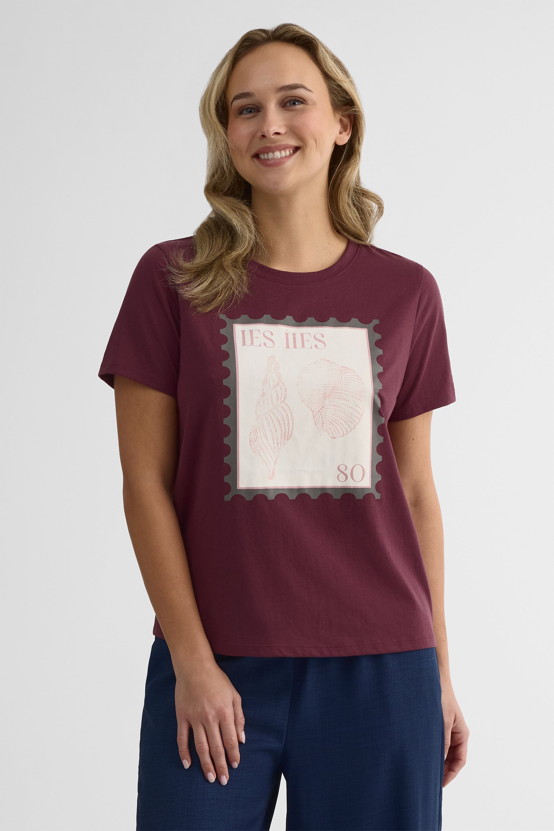 Chandail M/courtes imprimé graphique – Femme 2/30$ && AUBERGINE
