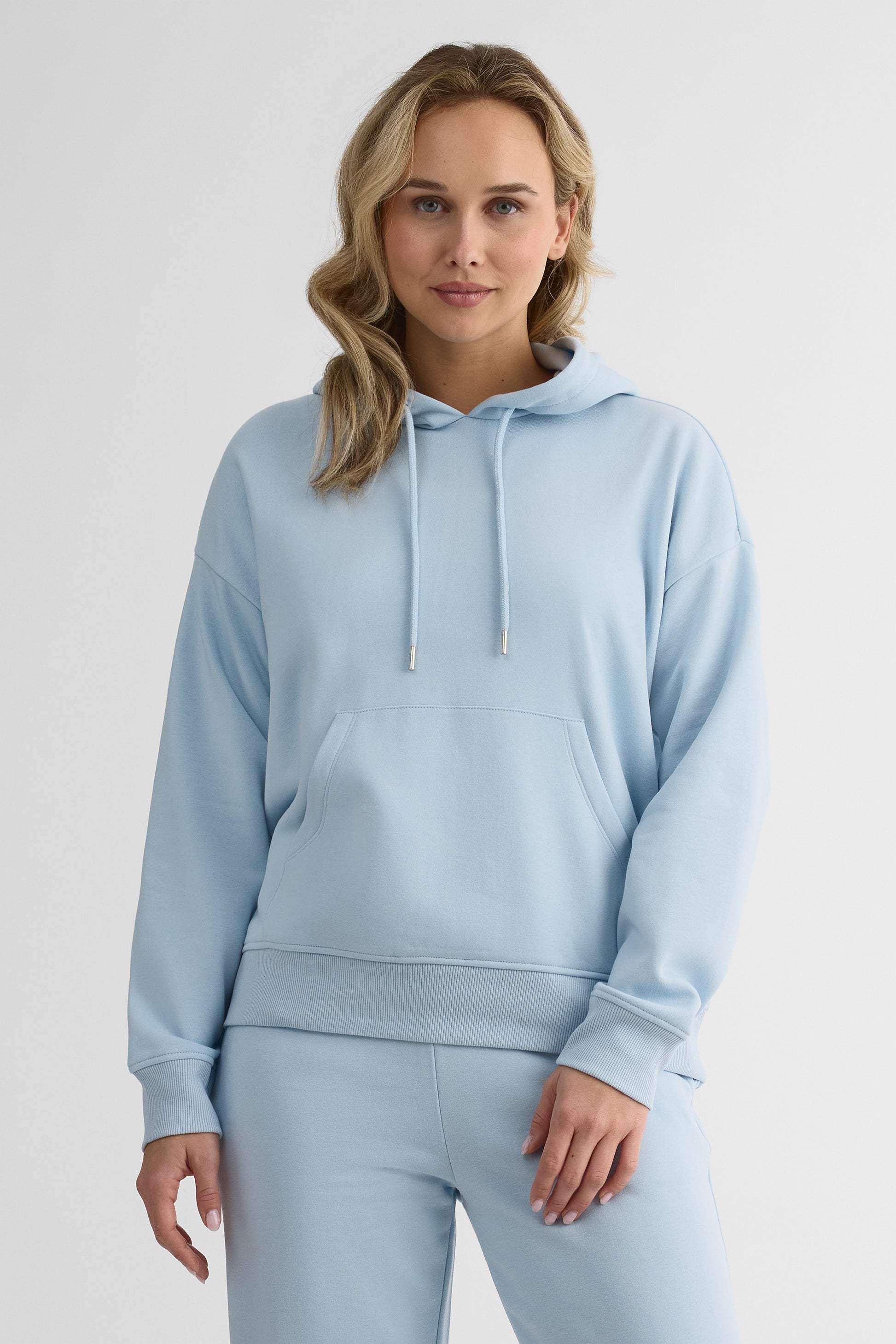 Chandail ouaté à capuchon – Femme && BLEU